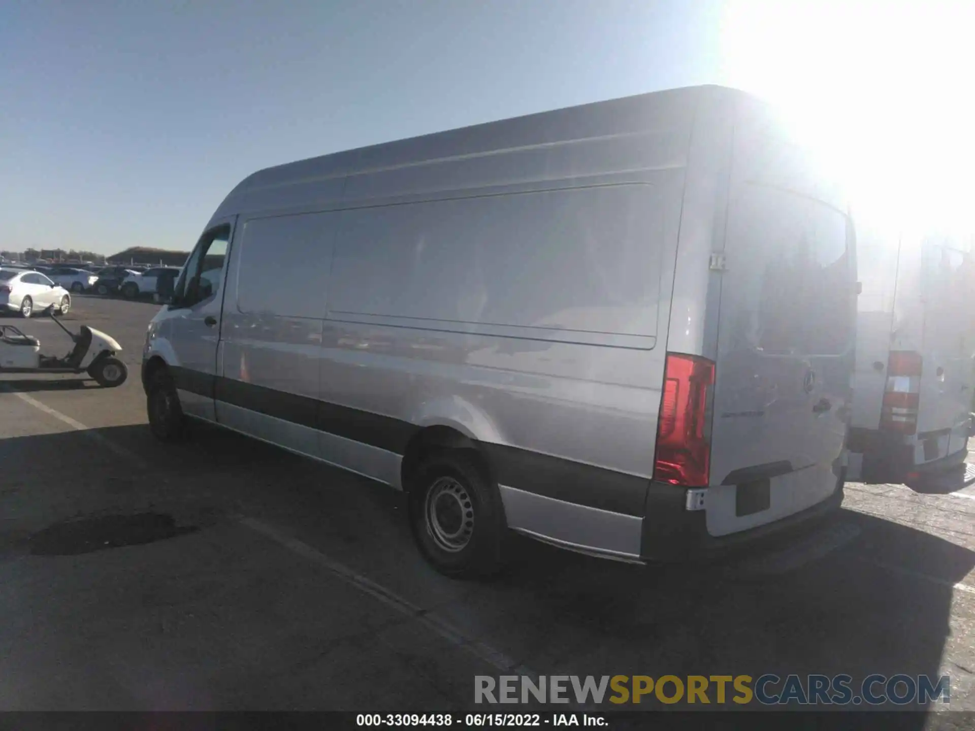 3 Фотография поврежденного автомобиля W1W4ECHY8LT024908 MERCEDES-BENZ SPRINTER VAN 2020