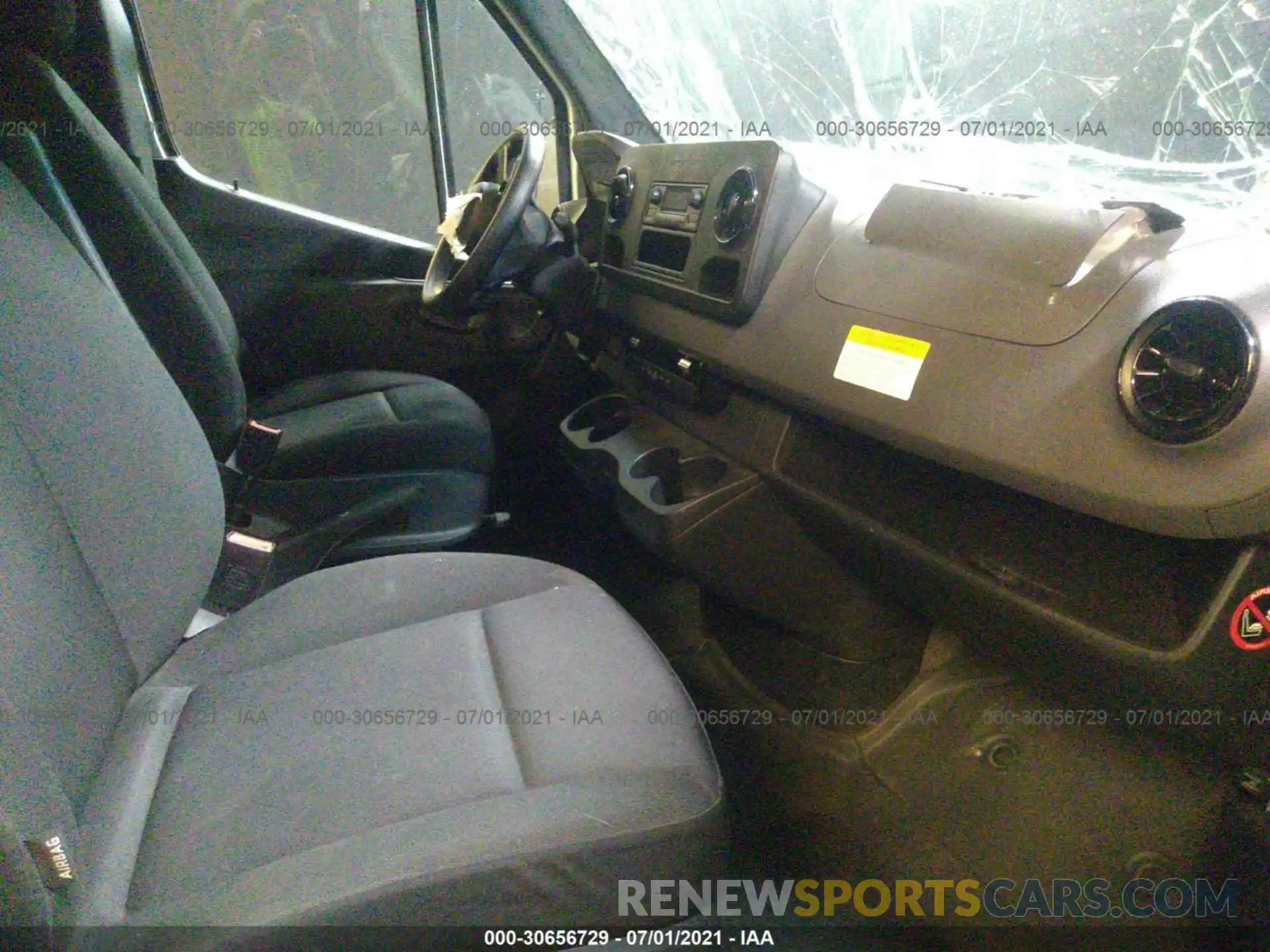 5 Photograph of a damaged car W1W8EC3Y4LP265110 MERCEDES-BENZ SPRINTER VAN 2020