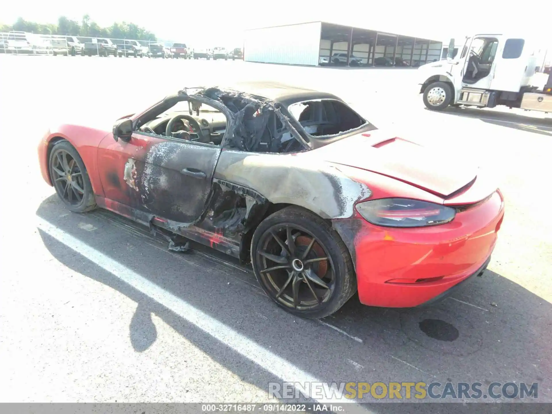 3 Photograph of a damaged car WP0CA2A82KS211492 PORSCHE 718 BOXSTER 2019