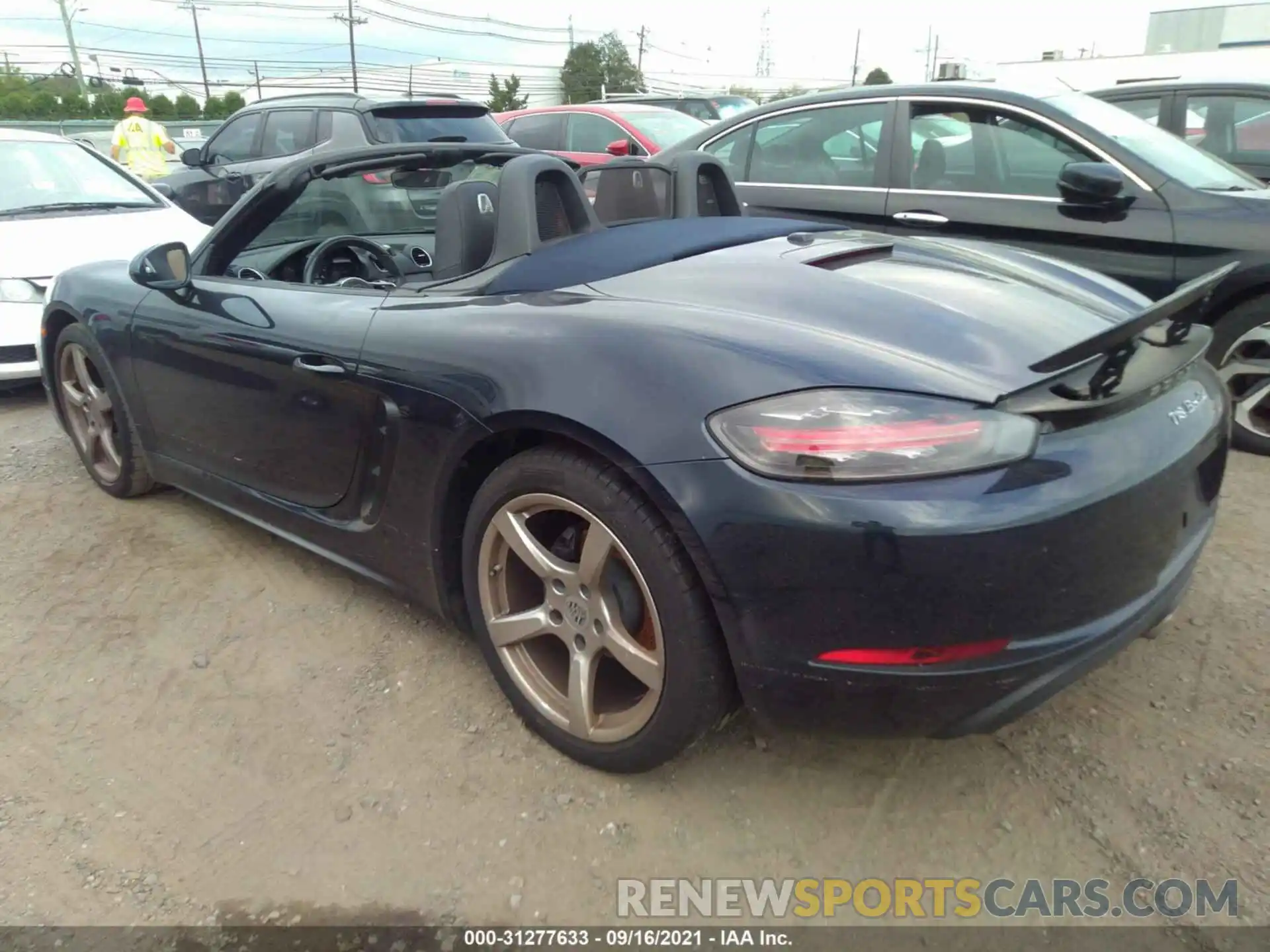 3 Фотография поврежденного автомобиля WP0CA2A87KS210757 PORSCHE 718 BOXSTER 2019