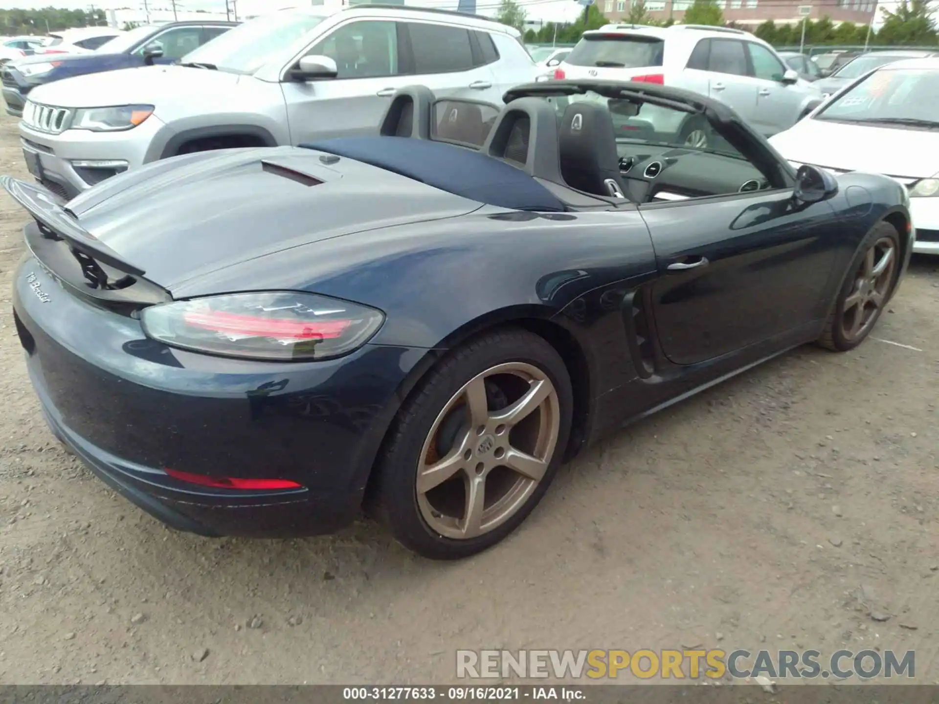 4 Фотография поврежденного автомобиля WP0CA2A87KS210757 PORSCHE 718 BOXSTER 2019