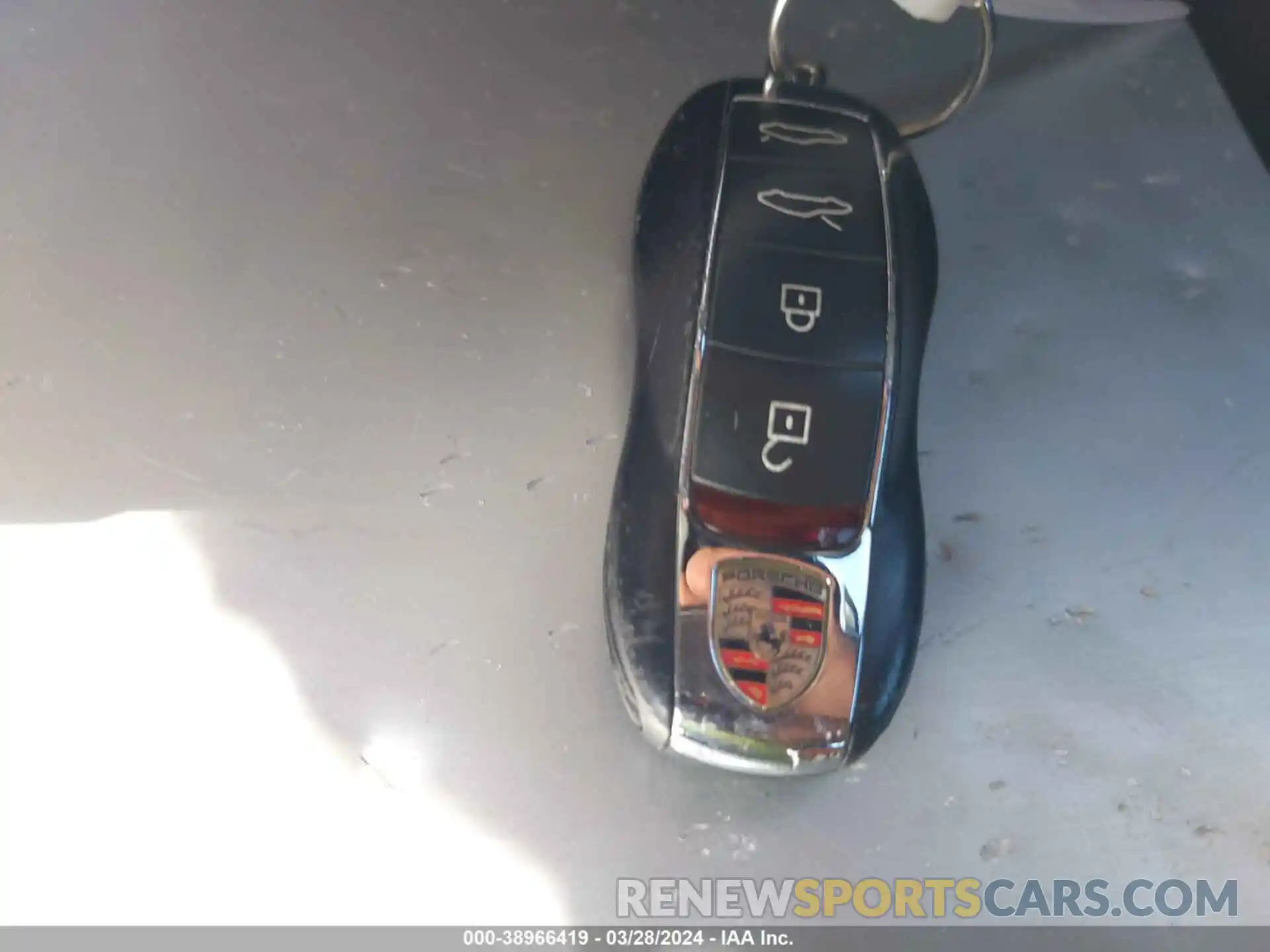 11 Photograph of a damaged car WP0CA2A89KS211313 PORSCHE 718 BOXSTER 2019