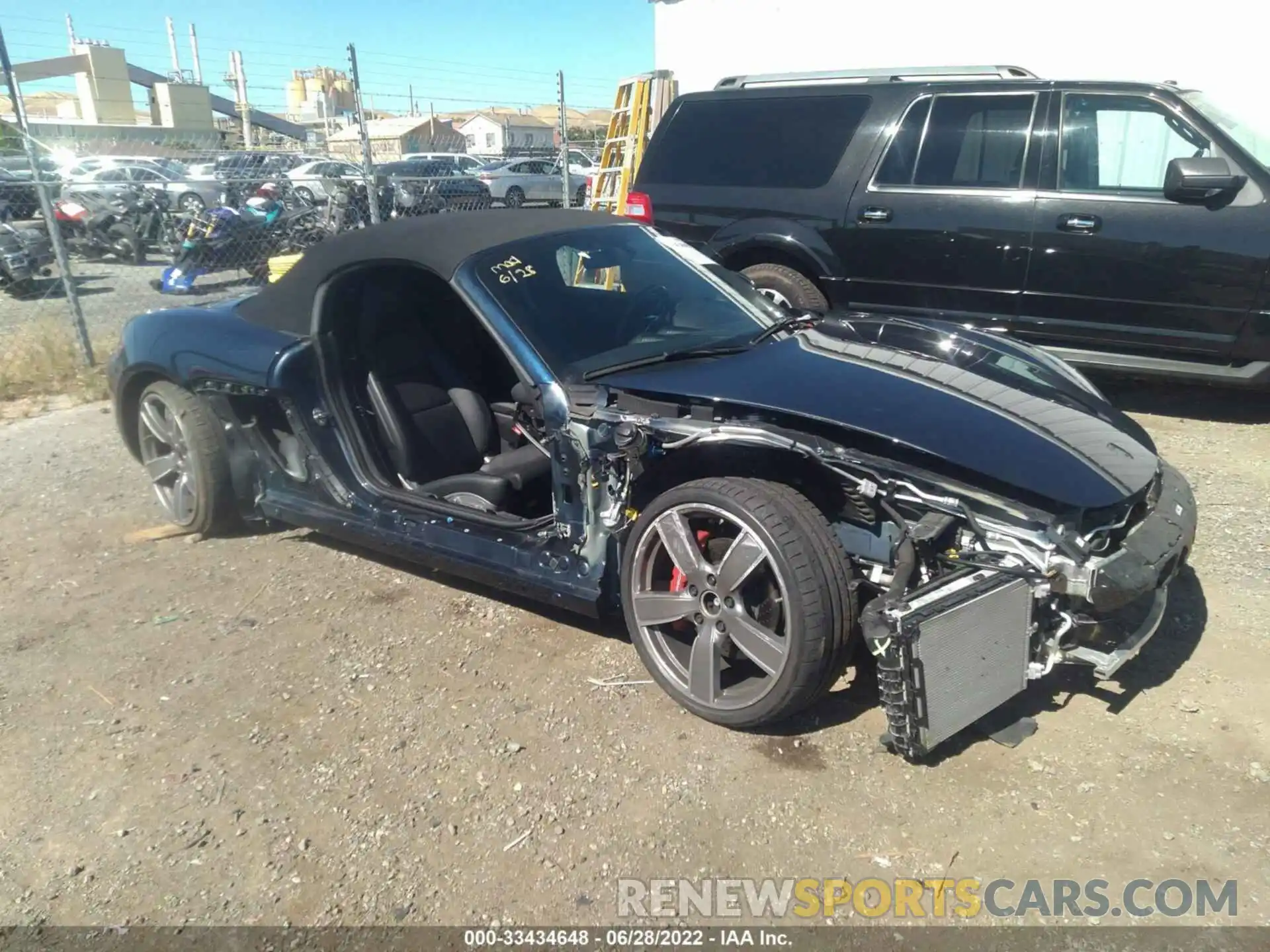 1 Photograph of a damaged car WP0CB2A82KS228709 PORSCHE 718 BOXSTER 2019