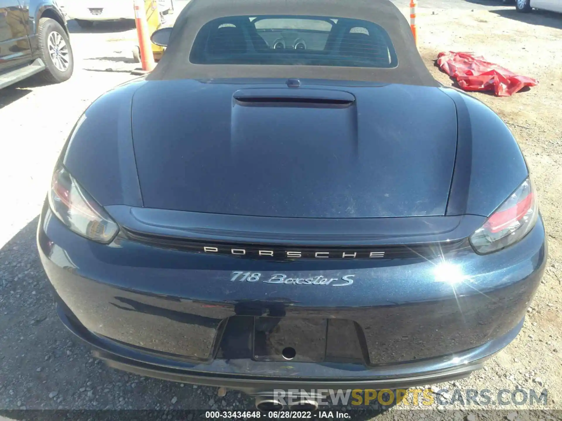 10 Photograph of a damaged car WP0CB2A82KS228709 PORSCHE 718 BOXSTER 2019