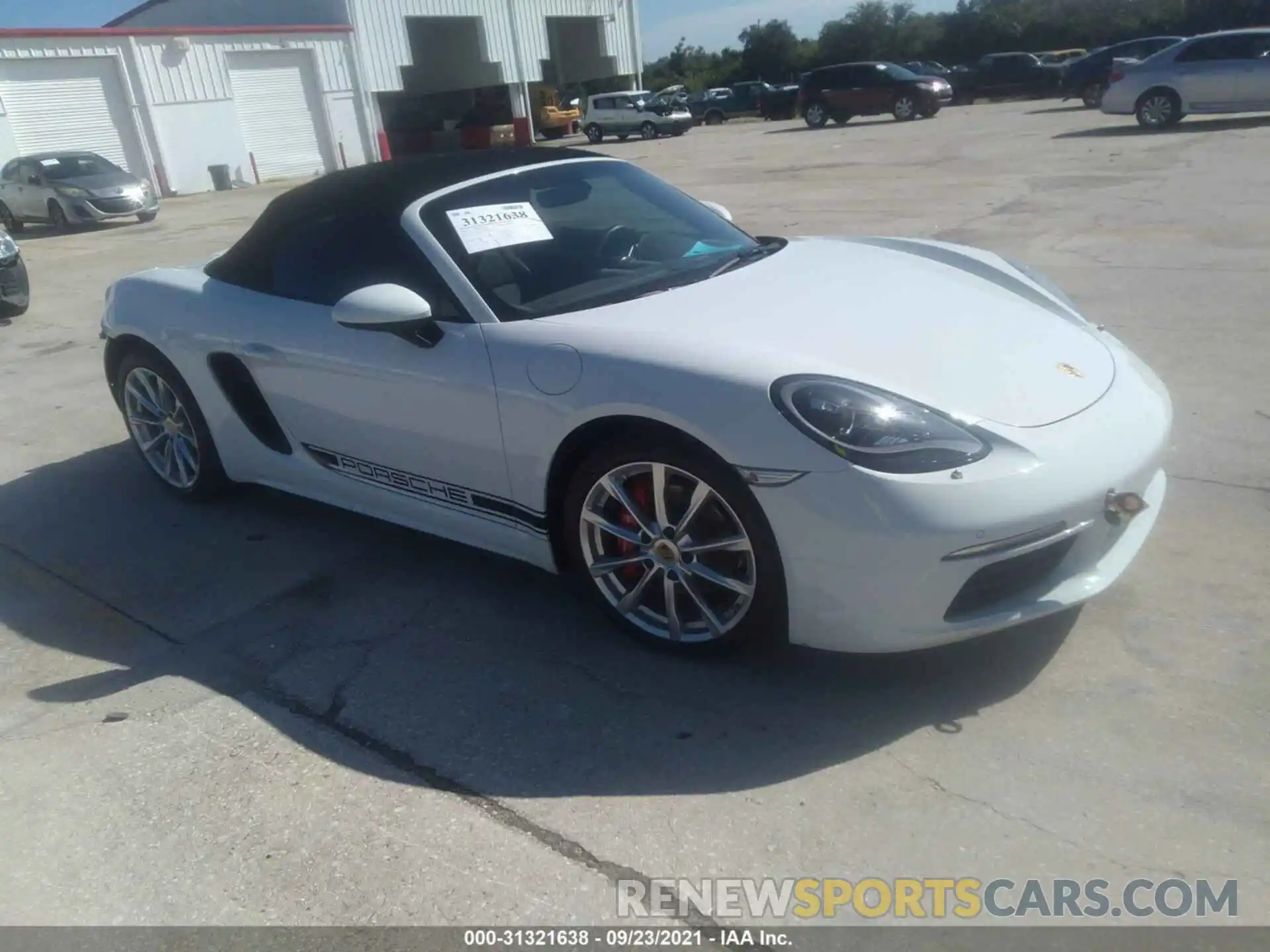 1 Фотография поврежденного автомобиля WP0CB2A89KS228514 PORSCHE 718 BOXSTER 2019