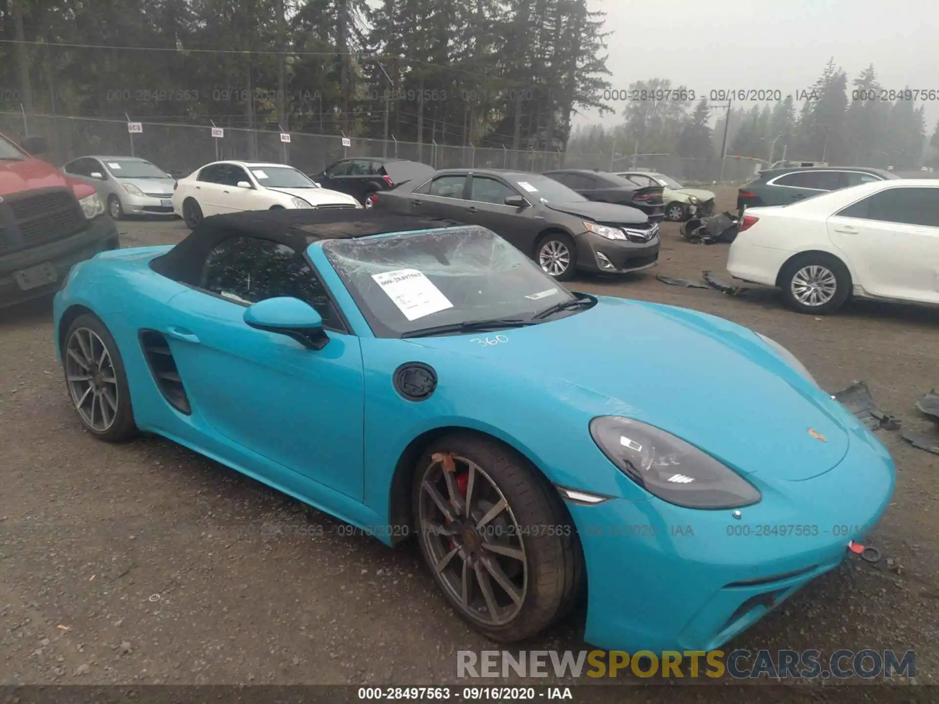 1 Фотография поврежденного автомобиля WP0CB2A89KS228657 PORSCHE 718 BOXSTER 2019