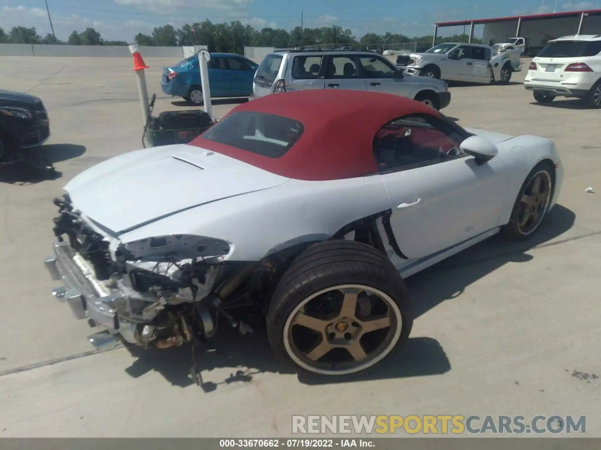 4 Photograph of a damaged car WP0CD2A8XNS228567 PORSCHE 718 BOXSTER 2022