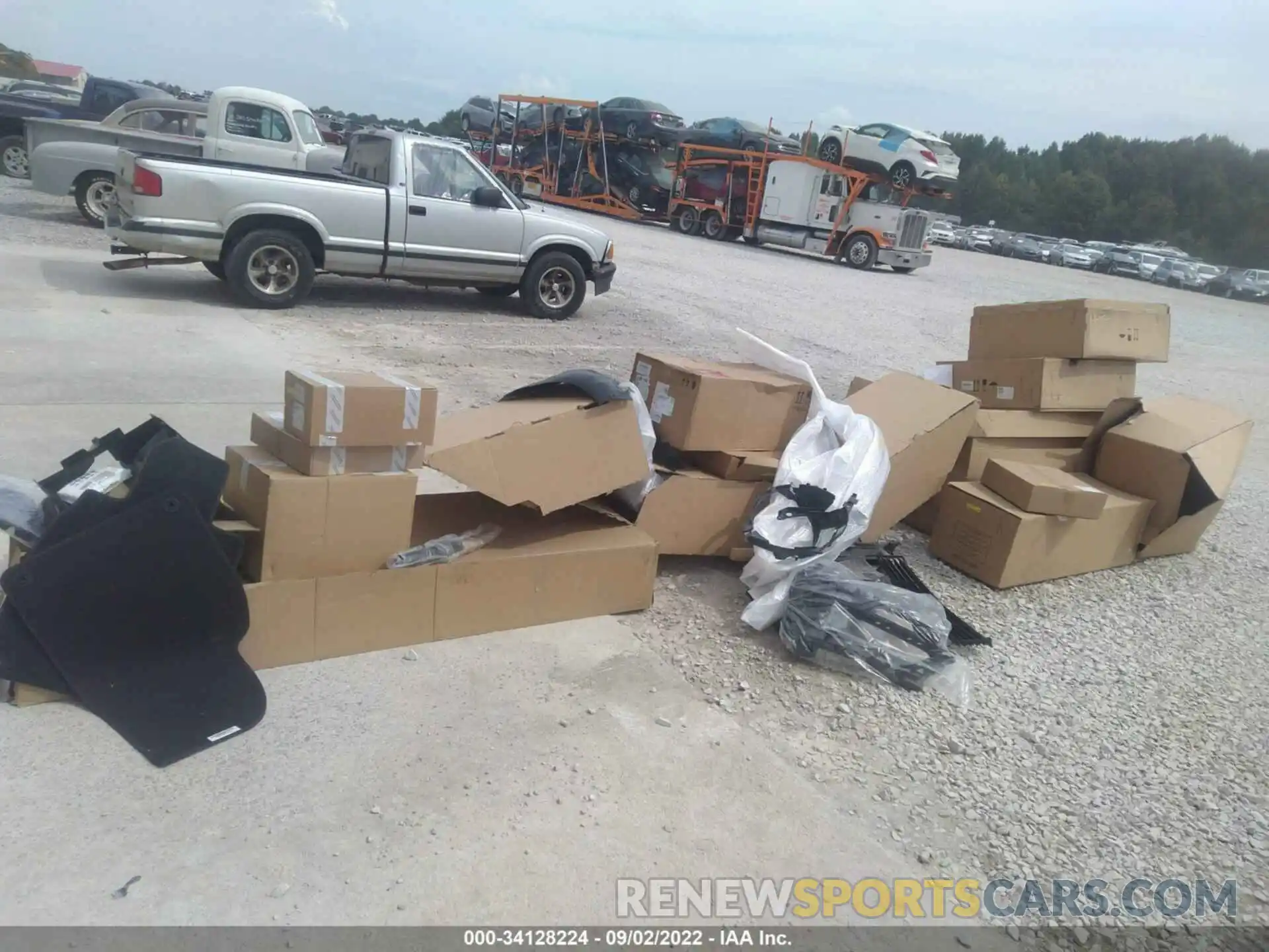 12 Photograph of a damaged car WP0AB2A82KS278078 PORSCHE 718 CAYMAN 2019