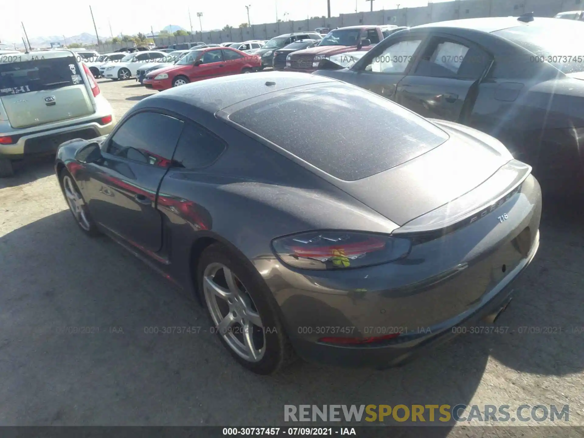 3 Photograph of a damaged car WP0AB2A83KS278252 PORSCHE 718 CAYMAN 2019