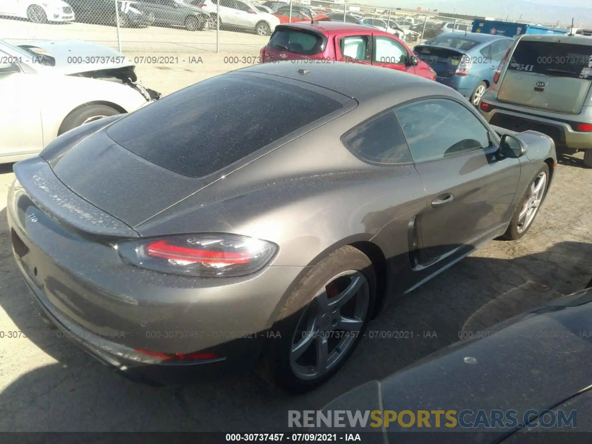 4 Фотография поврежденного автомобиля WP0AB2A83KS278252 PORSCHE 718 CAYMAN 2019