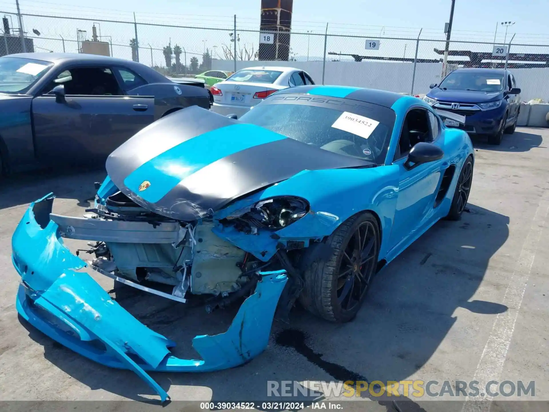 2 Photograph of a damaged car WP0AB2A87KS278142 PORSCHE 718 CAYMAN 2019