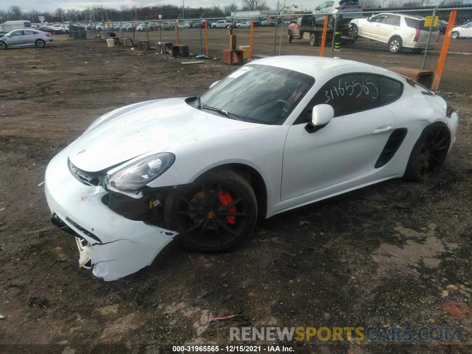 2 Фотография поврежденного автомобиля WP0AB2A8XKS278541 PORSCHE 718 CAYMAN 2019