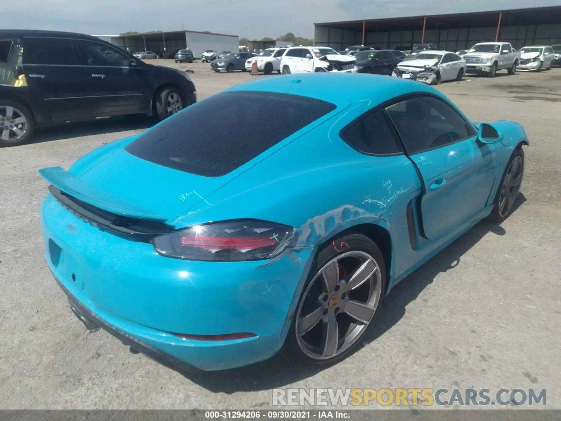 4 Фотография поврежденного автомобиля WP0AB2A82LK275117 PORSCHE 718 CAYMAN 2020