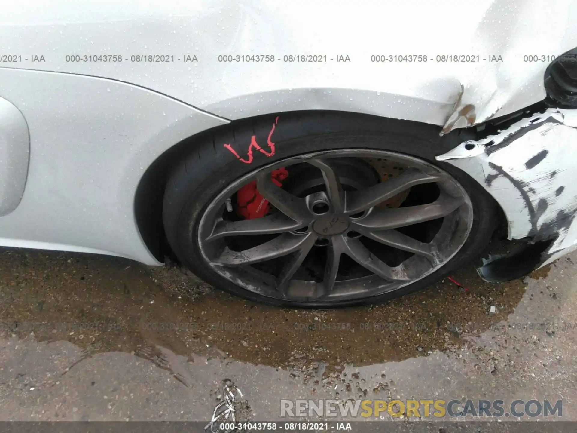 13 Photograph of a damaged car WP0AC2A81LS289250 PORSCHE 718 CAYMAN 2020