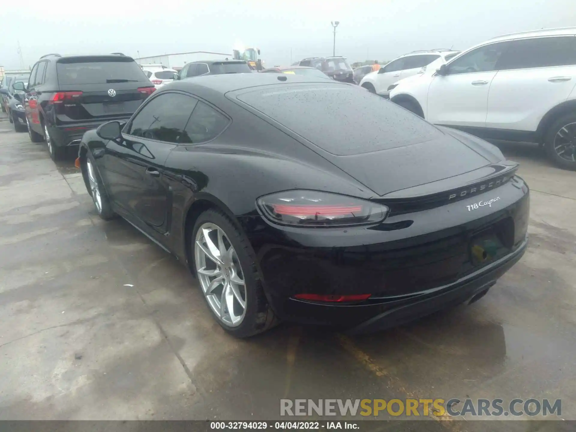 3 Photograph of a damaged car WP0AA2A85MS260454 PORSCHE 718 CAYMAN 2021