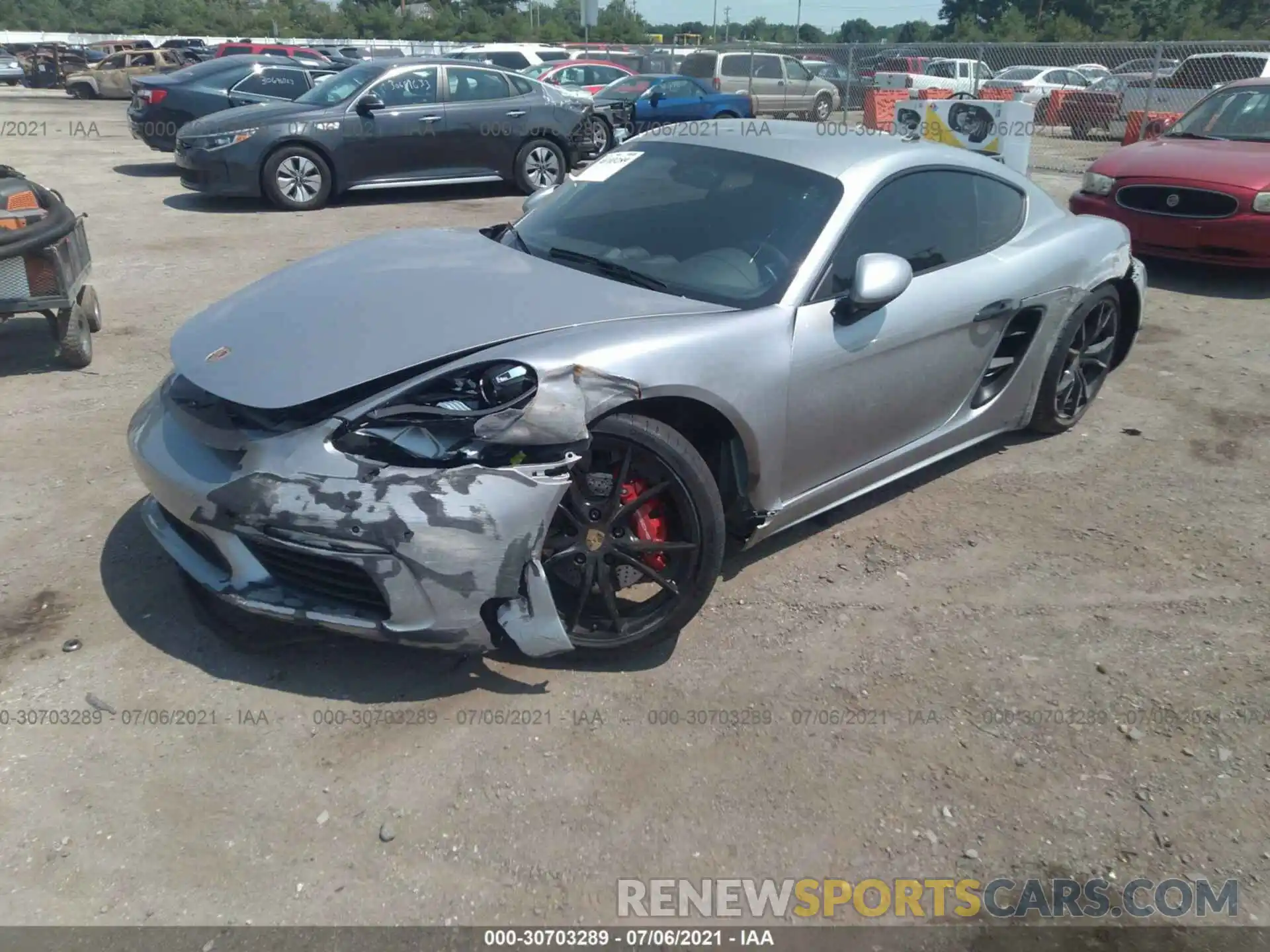 2 Photograph of a damaged car WP0AB2A82MS275104 PORSCHE 718 CAYMAN 2021