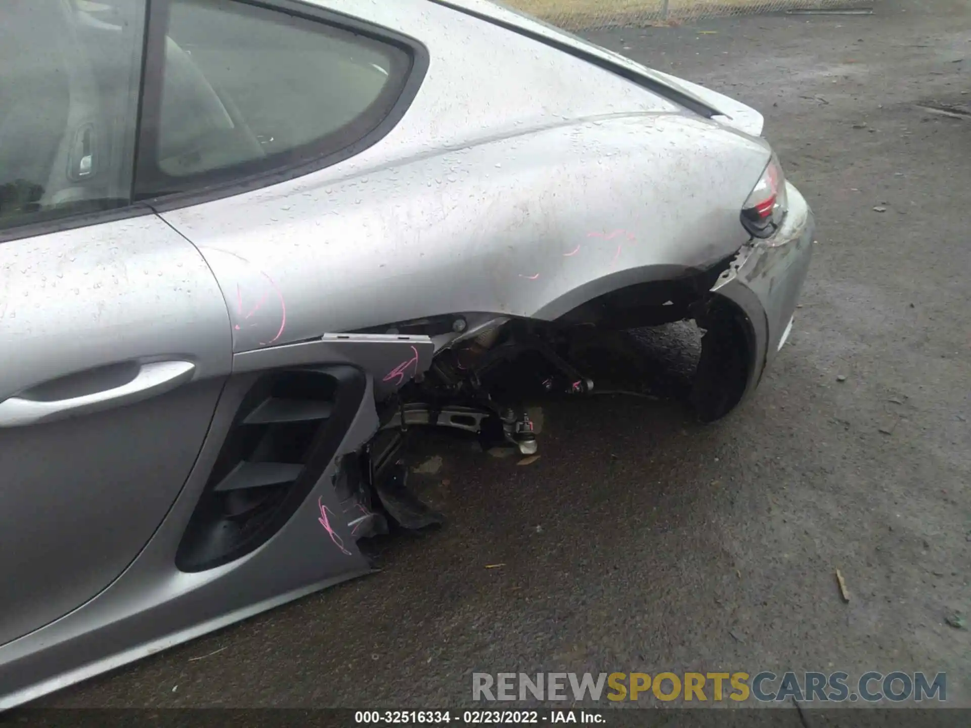 6 Photograph of a damaged car WP0AB2A85MS275162 PORSCHE 718 CAYMAN 2021