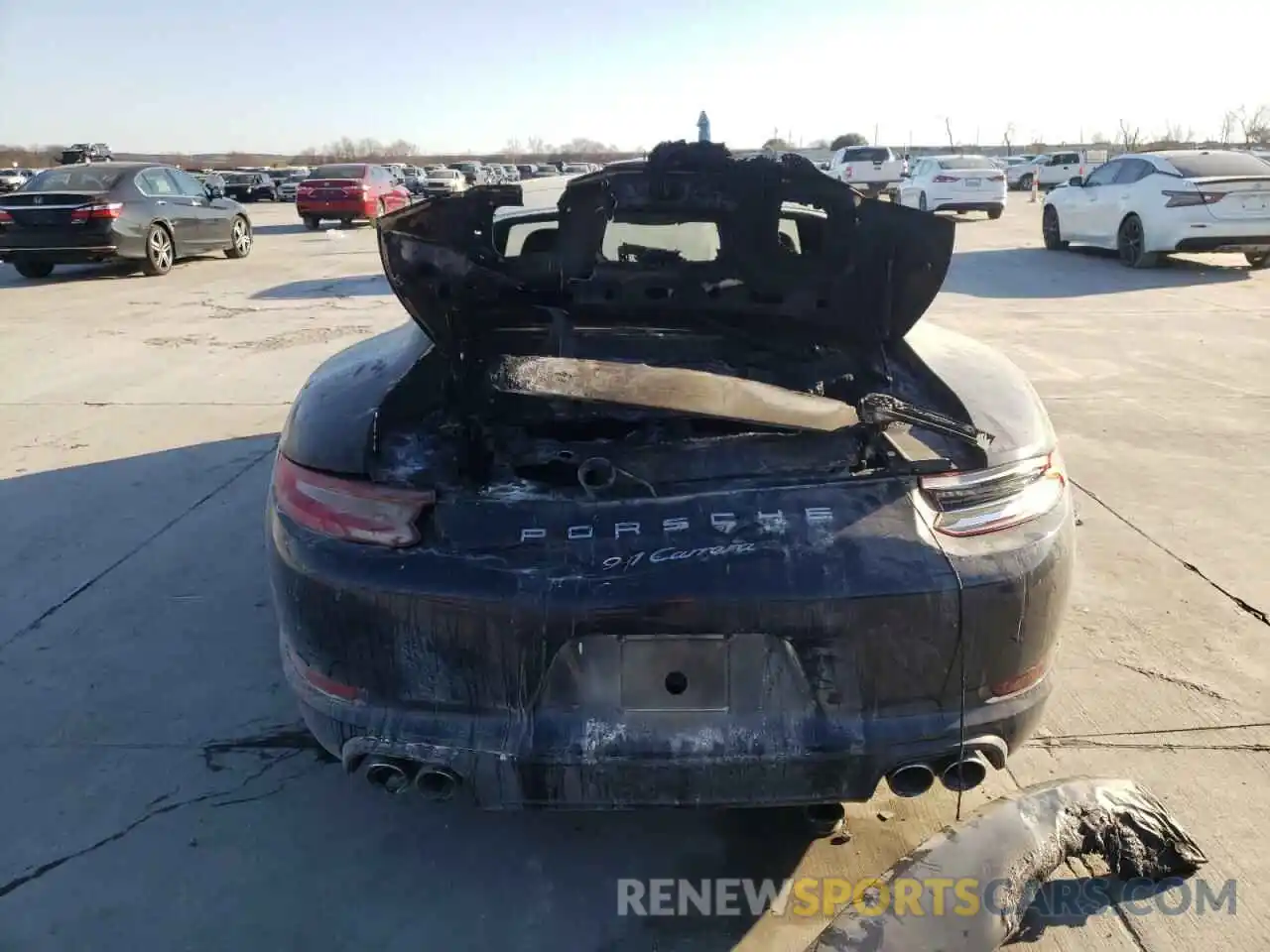 9 Photograph of a damaged car WP0AA2A9XKS103704 PORSCHE 911 2019