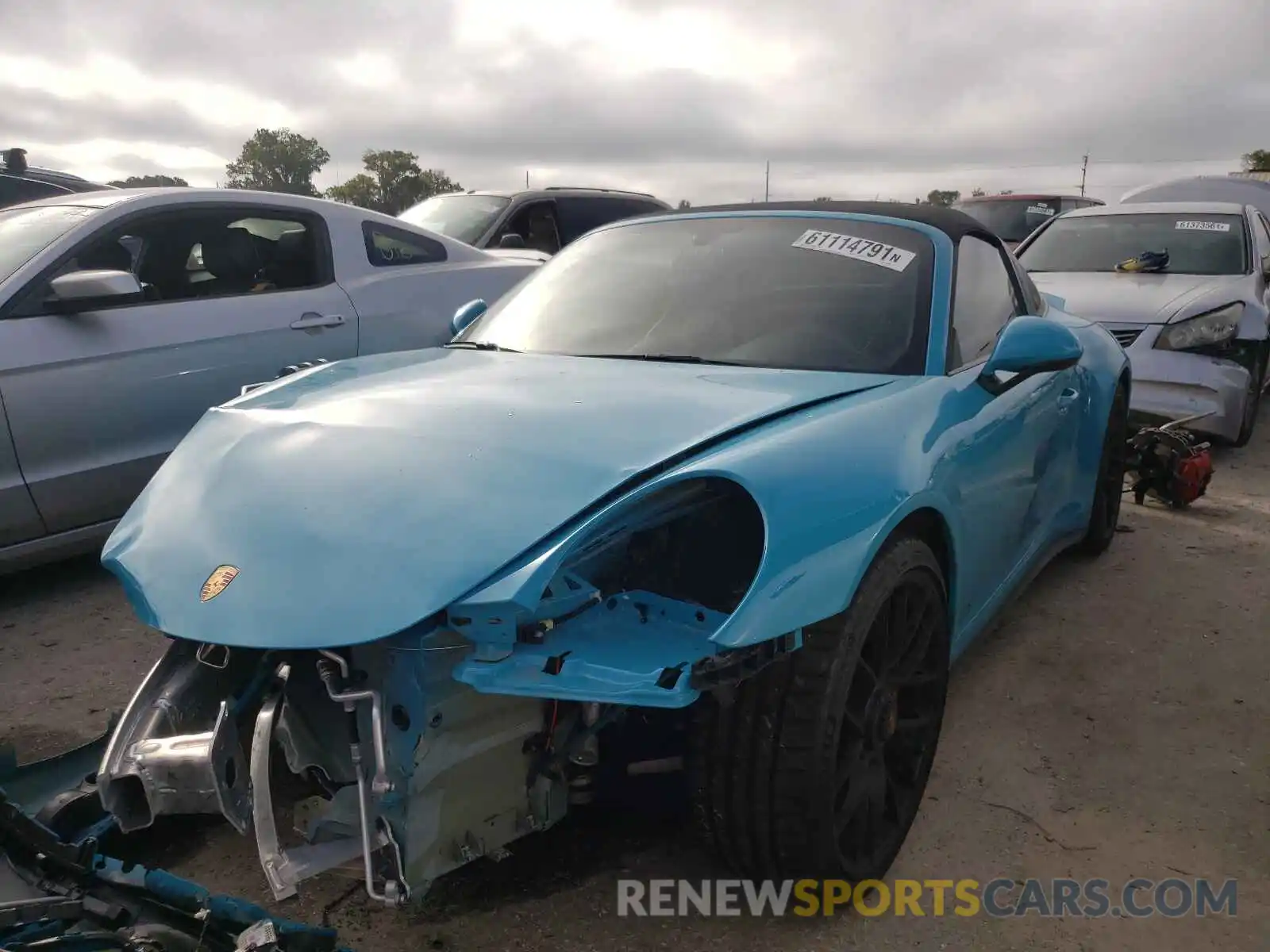 2 Photograph of a damaged car WP0BB2A91KS125902 PORSCHE 911 2019