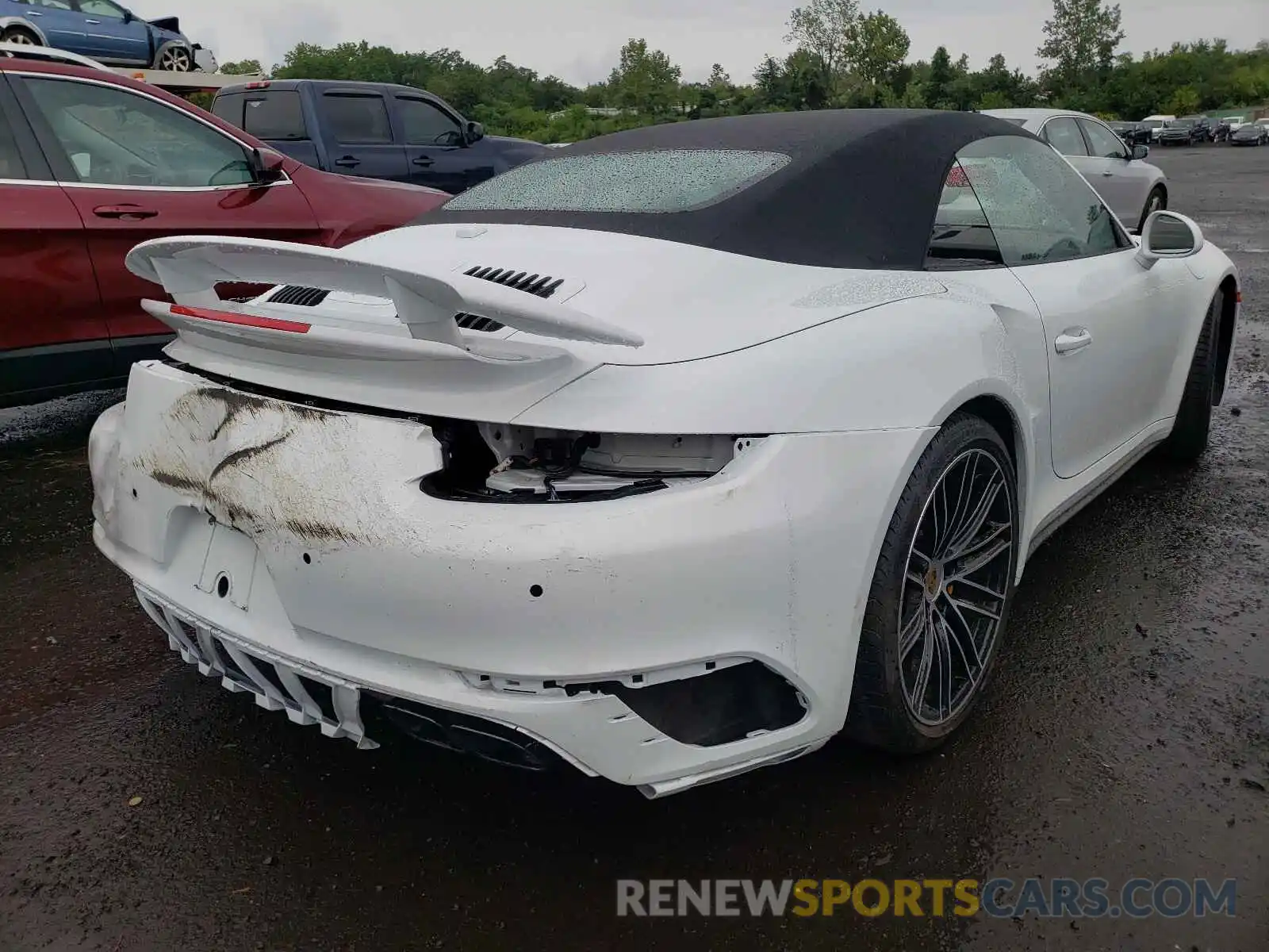 4 Photograph of a damaged car WP0CD2A90KS144794 PORSCHE 911 2019