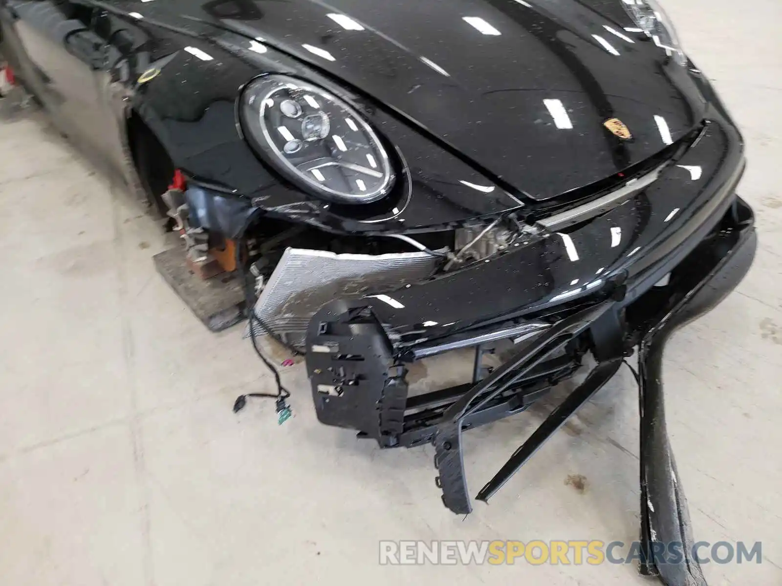 9 Photograph of a damaged car WP0AB2A97LS227685 PORSCHE 911 2020