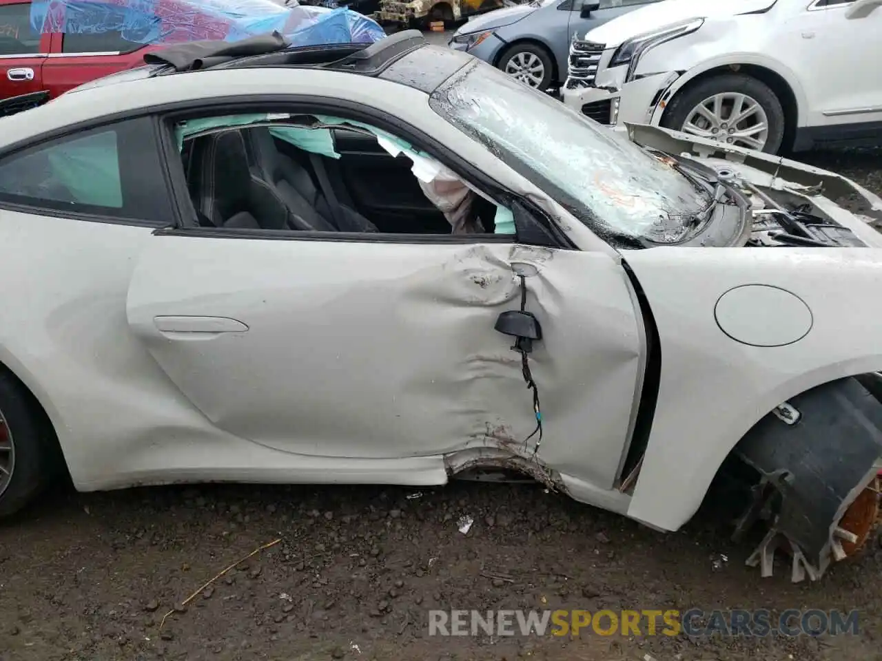 9 Photograph of a damaged car WP0AB2A98LS225265 PORSCHE 911 2020