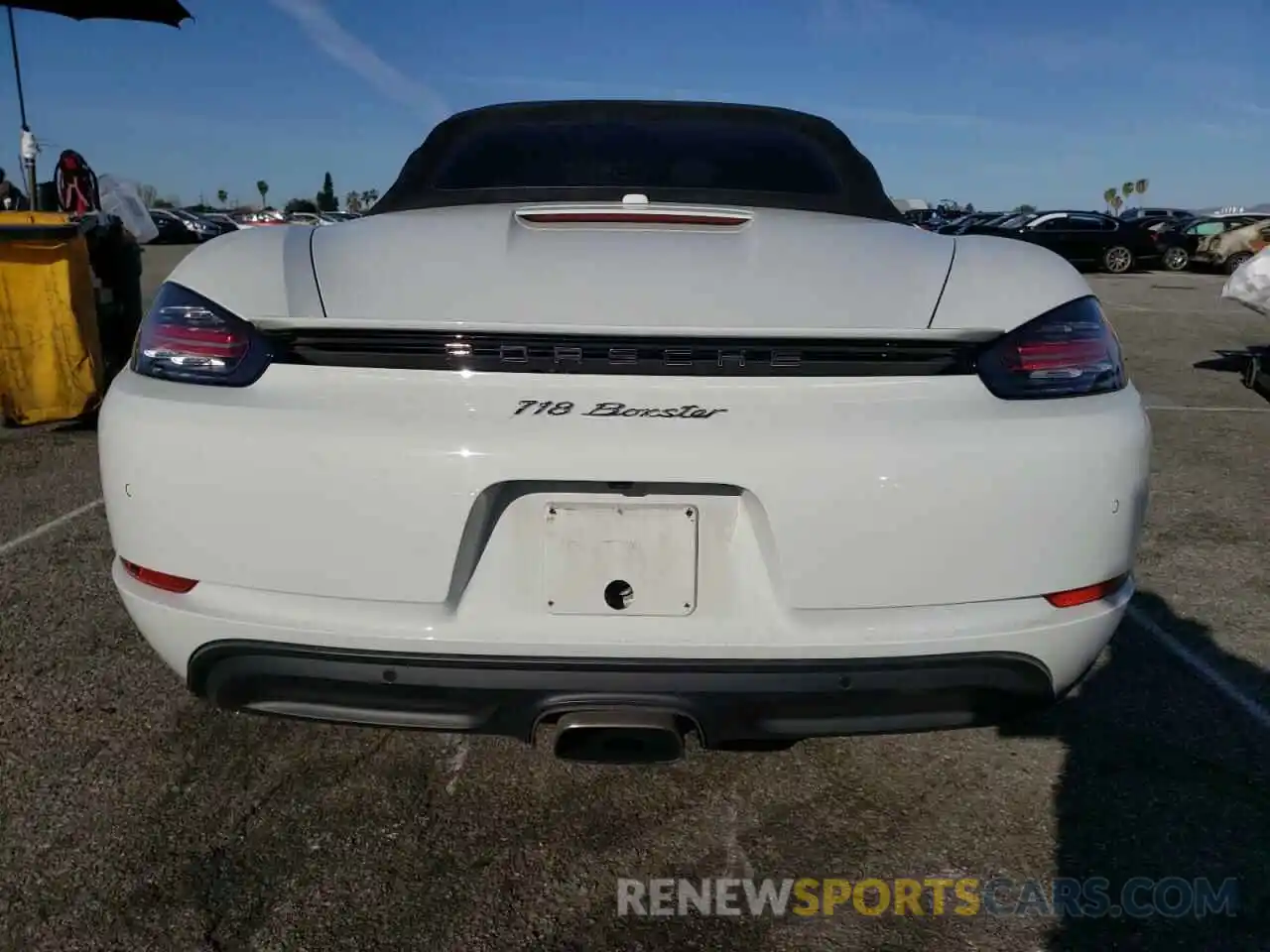 6 Photograph of a damaged car WP0CA2A80KS211409 PORSCHE BOXSTER 2019