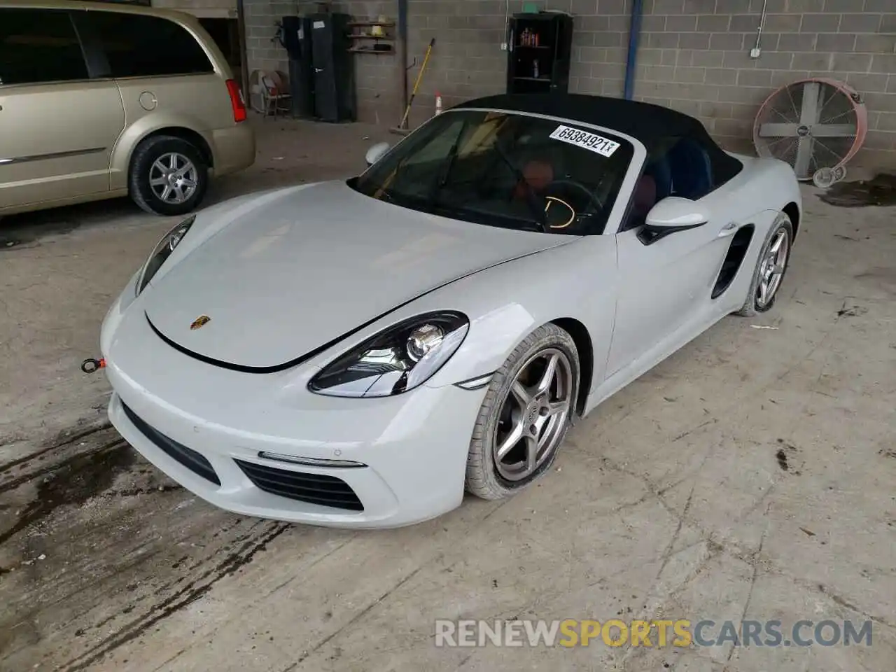 2 Фотография поврежденного автомобиля WP0CA2A81KS210155 PORSCHE BOXSTER 2019