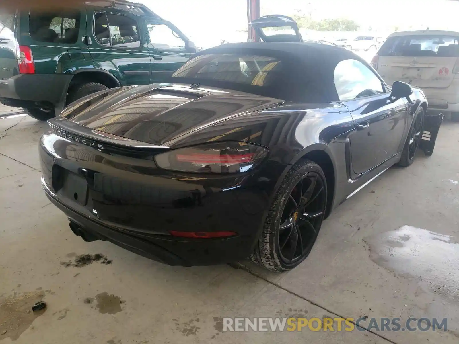 4 Photograph of a damaged car WP0CA2A81KS210978 PORSCHE BOXSTER 2019