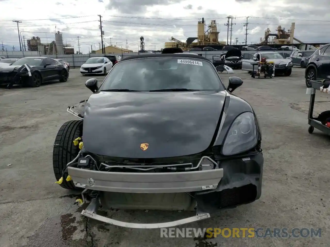 5 Photograph of a damaged car WP0CA2A84KS210778 PORSCHE BOXSTER 2019