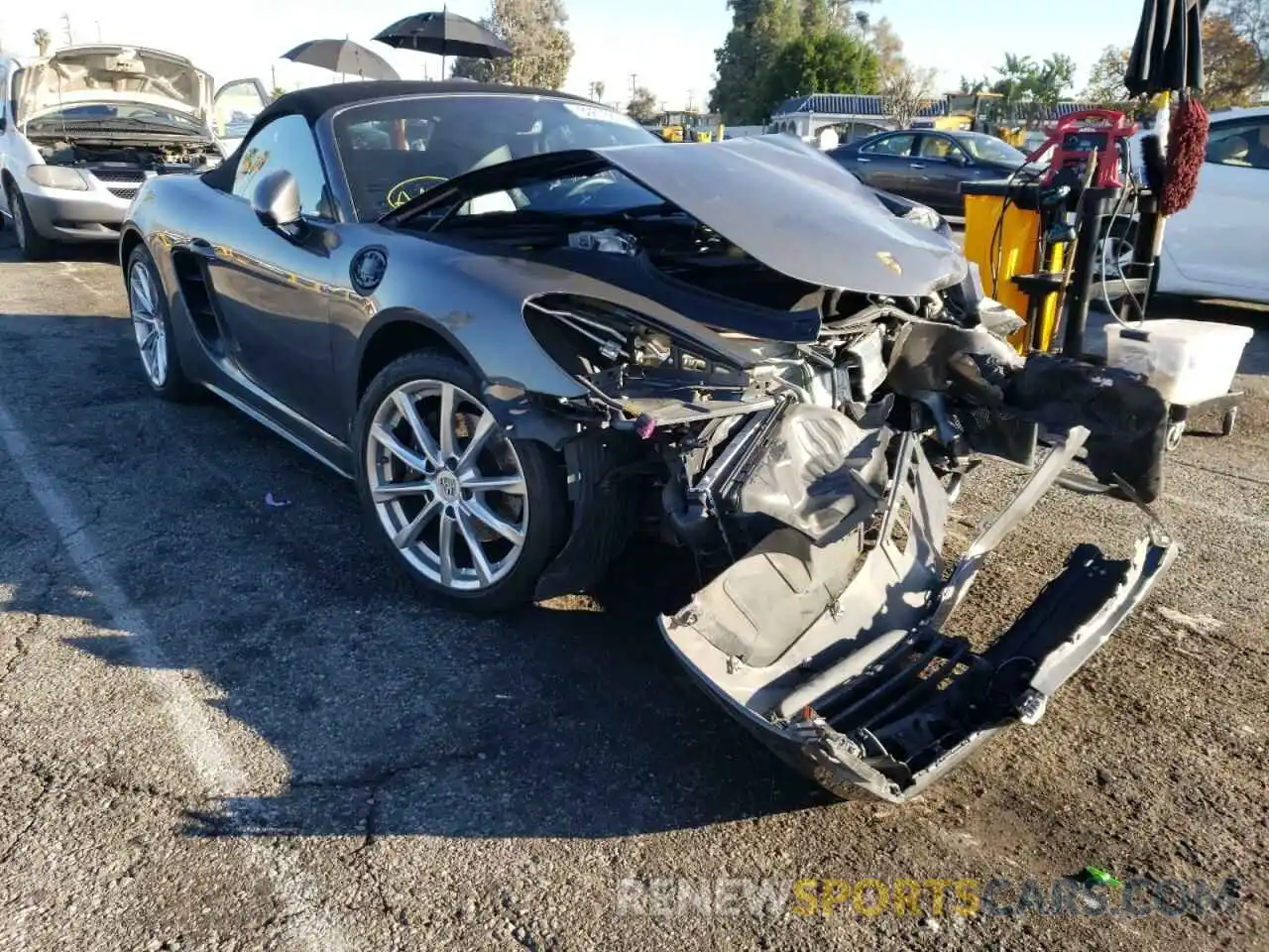 1 Photograph of a damaged car WP0CA2A84KS210926 PORSCHE BOXSTER 2019