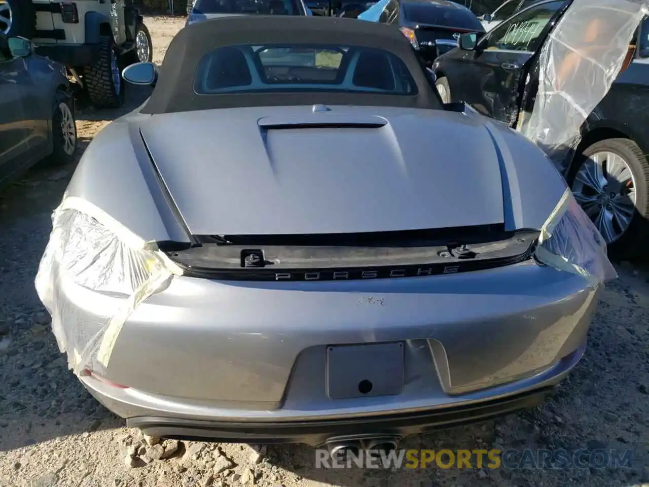 6 Photograph of a damaged car WP0CA2A88KS210668 PORSCHE BOXSTER 2019