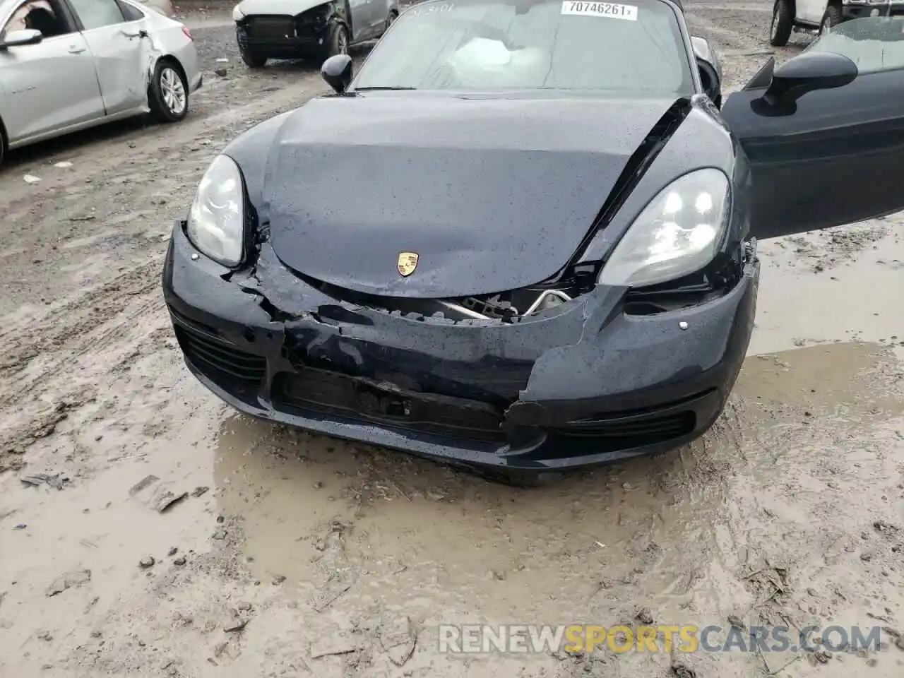 9 Photograph of a damaged car WP0CA2A88KS211450 PORSCHE BOXSTER 2019