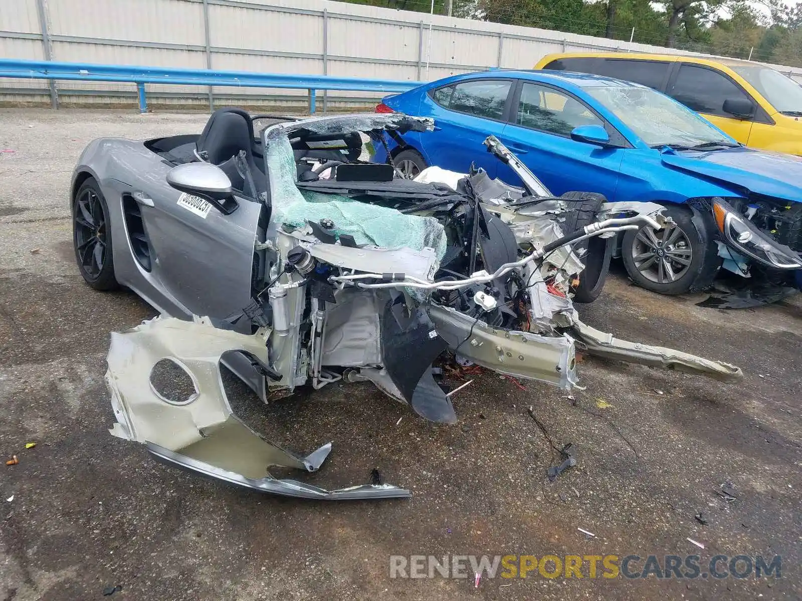 1 Photograph of a damaged car WP0CB2A80KS228174 PORSCHE BOXSTER 2019