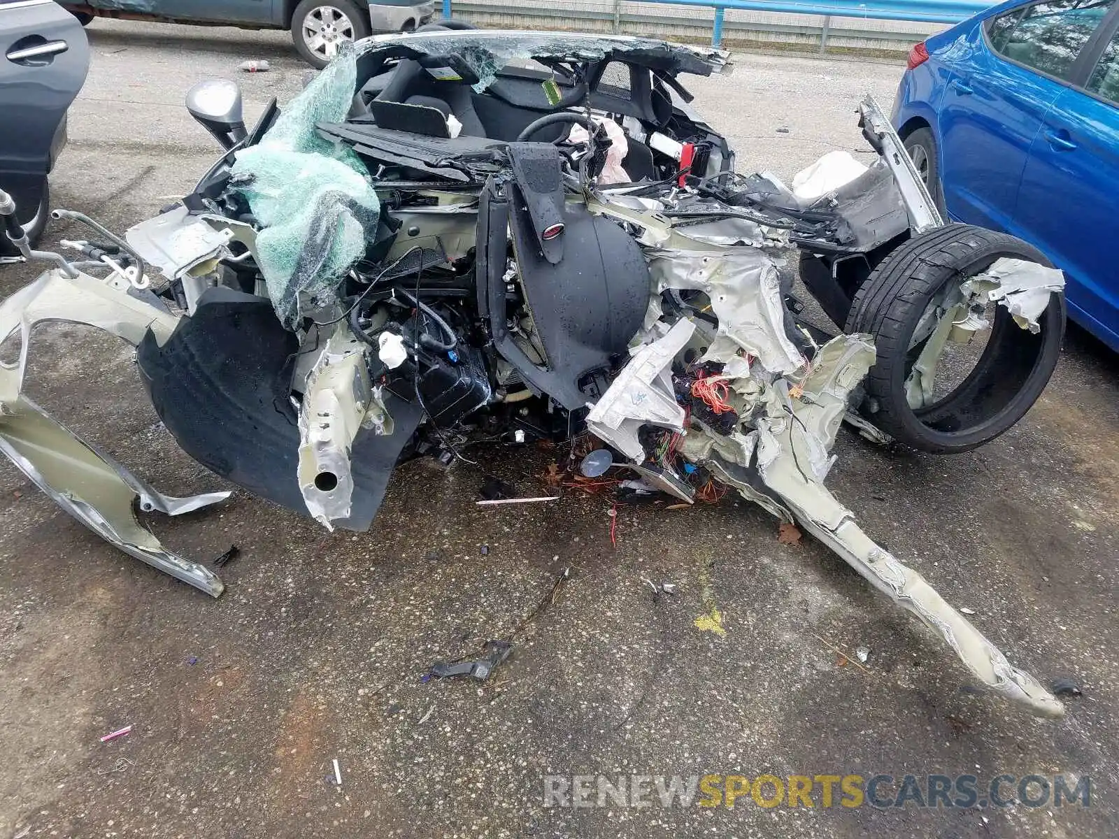 9 Photograph of a damaged car WP0CB2A80KS228174 PORSCHE BOXSTER 2019