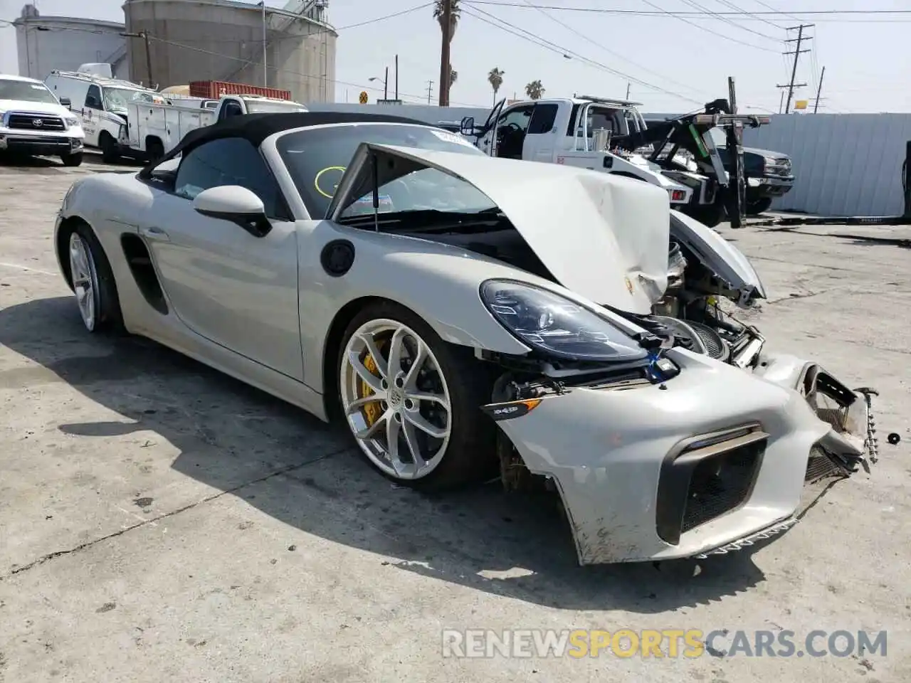 1 Photograph of a damaged car WP0CC2A86LS240568 PORSCHE BOXSTER 2020