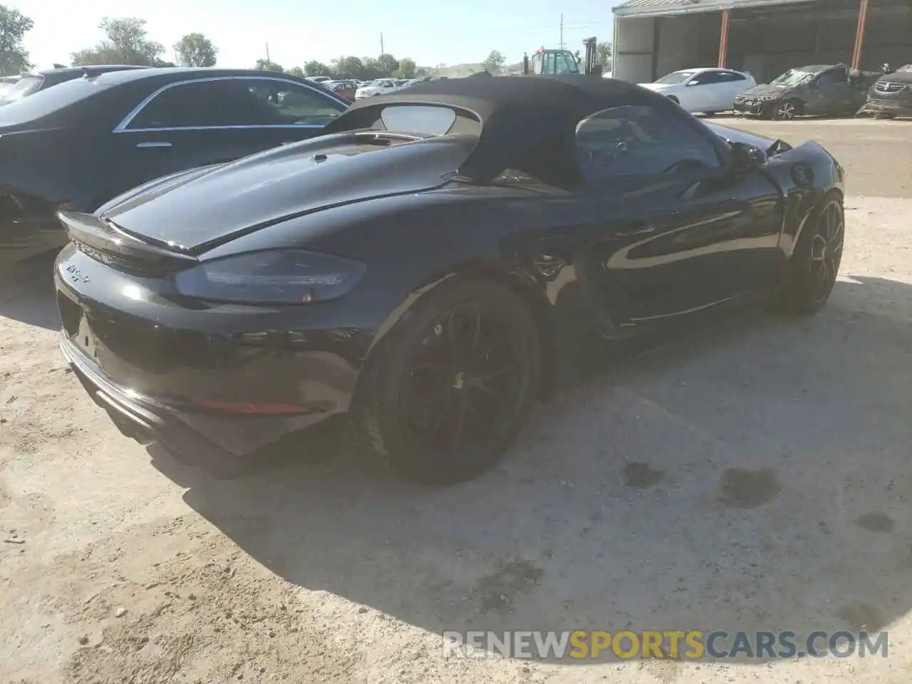 4 Photograph of a damaged car WP0CC2A87LS240286 PORSCHE BOXSTER 2020