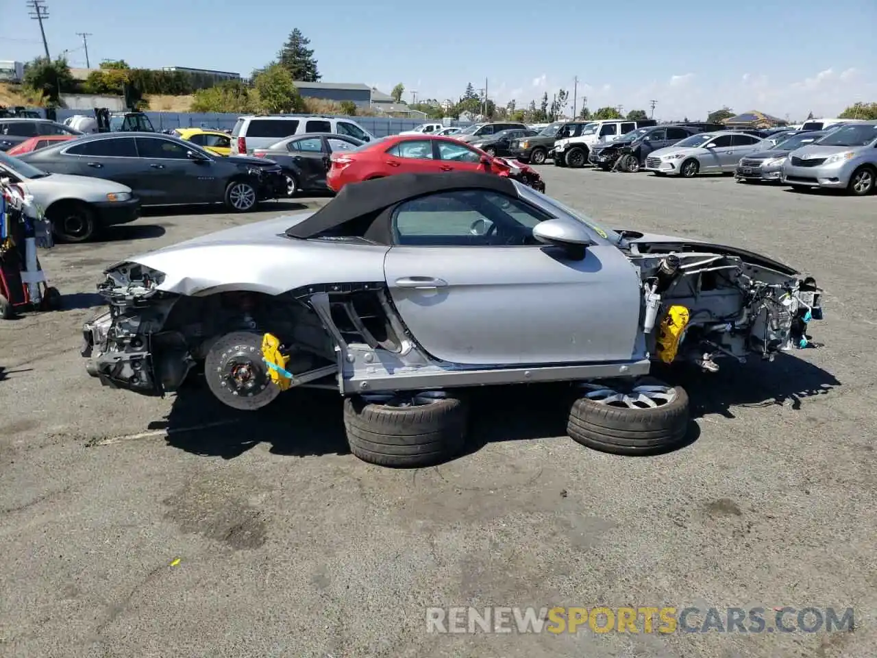 9 Photograph of a damaged car WP0CC2A83MS240237 PORSCHE BOXSTER 2021