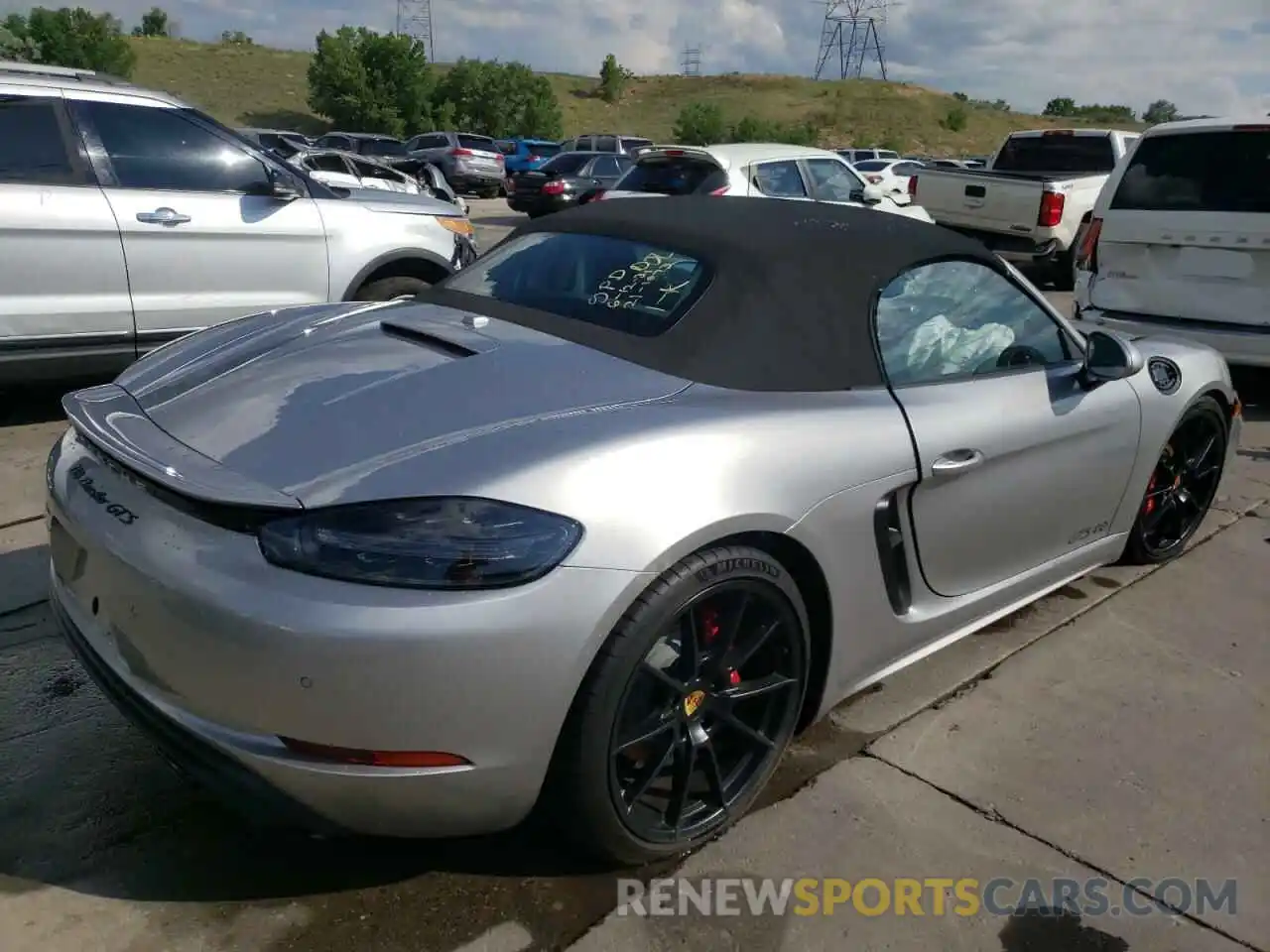 4 Photograph of a damaged car WP0CD2A8XMS232326 PORSCHE BOXSTER 2021