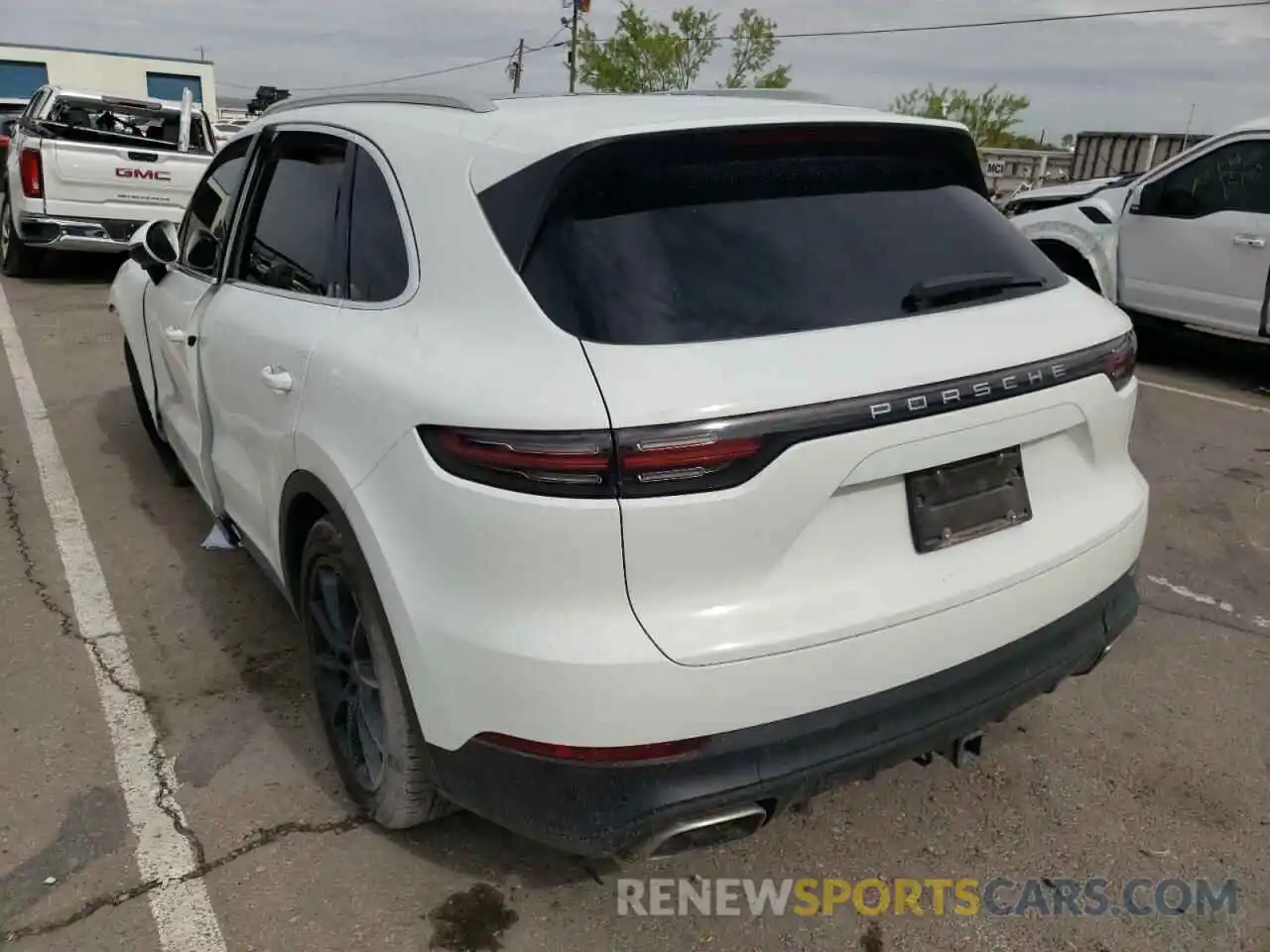 3 Фотография поврежденного автомобиля WP1AA2AY0KDA08482 PORSCHE CAYENNE 2019