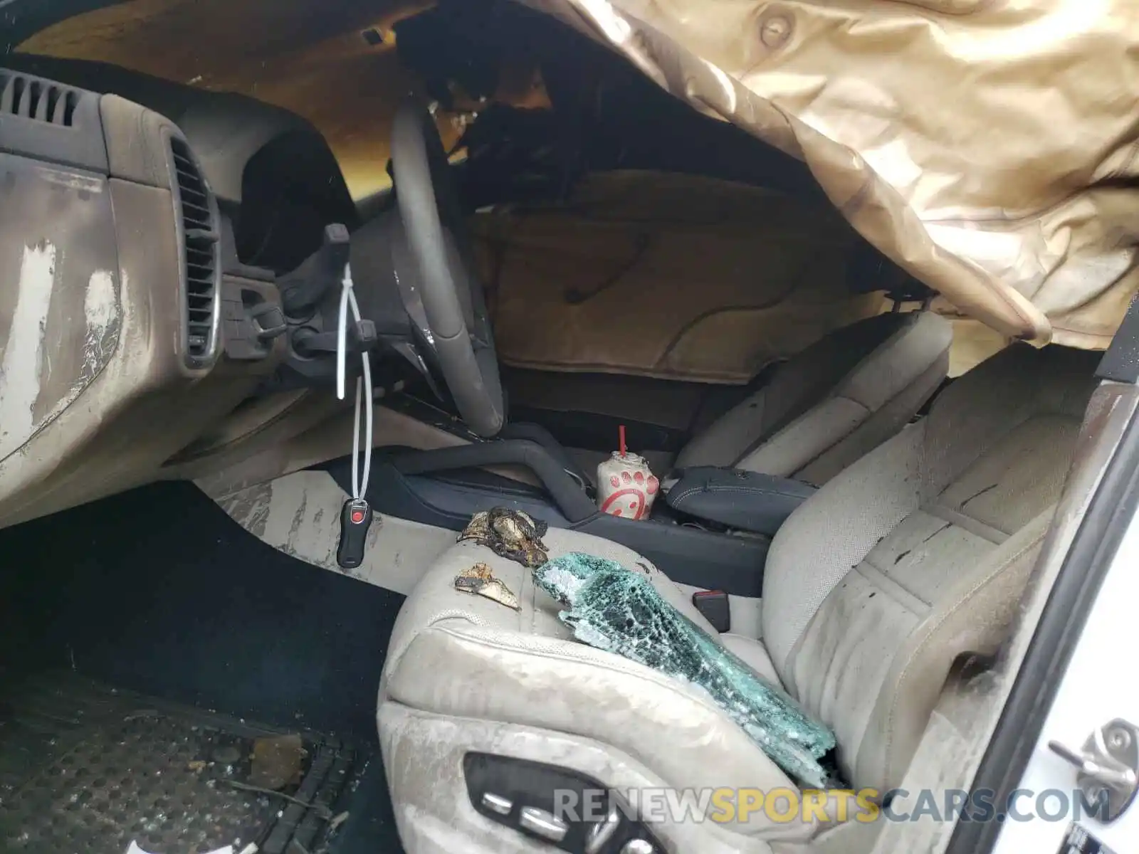 5 Photograph of a damaged car WP1AA2AY0KDA13004 PORSCHE CAYENNE 2019