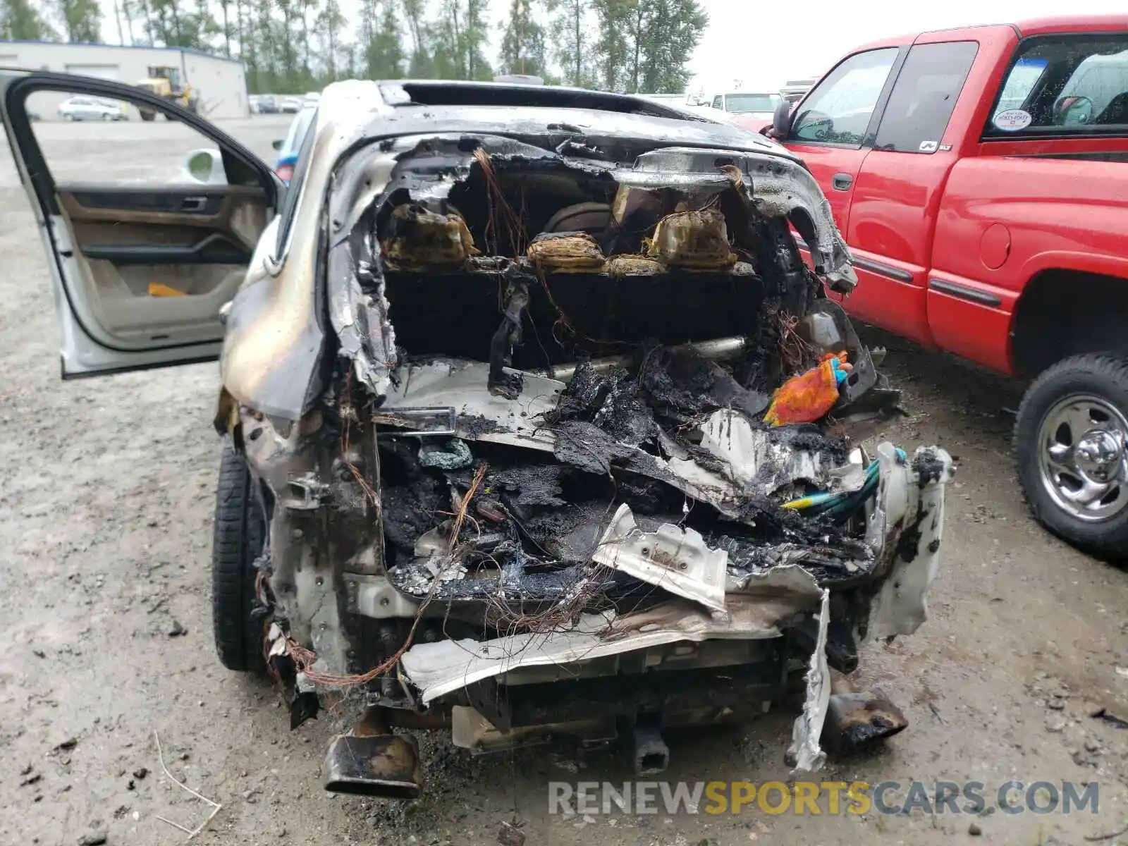 9 Photograph of a damaged car WP1AA2AY0KDA13004 PORSCHE CAYENNE 2019