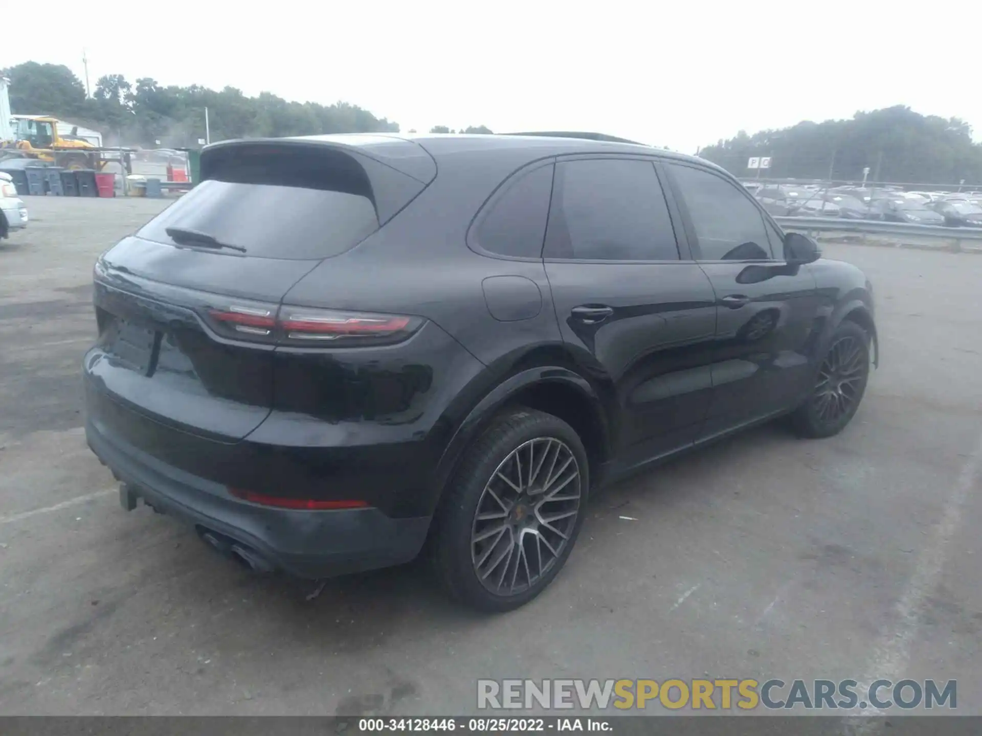 4 Photograph of a damaged car WP1AA2AY0KDA13102 PORSCHE CAYENNE 2019