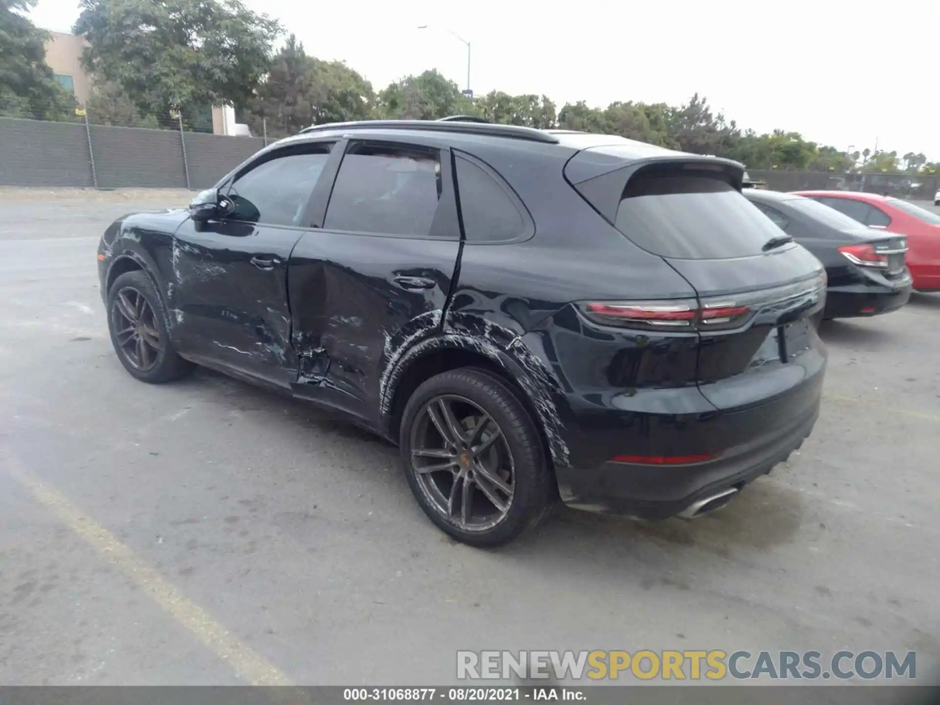 3 Фотография поврежденного автомобиля WP1AA2AY0KDA15061 PORSCHE CAYENNE 2019