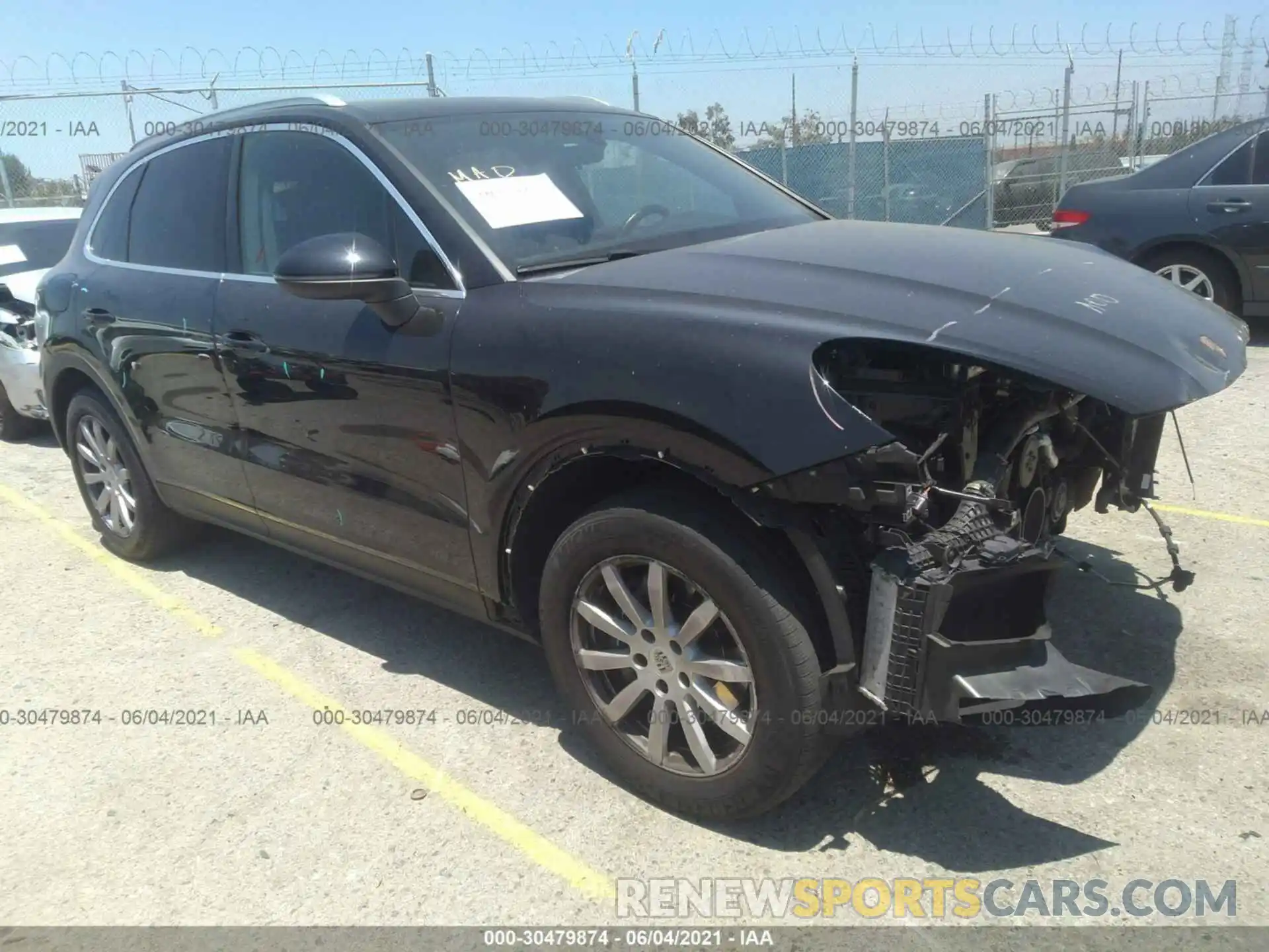 1 Photograph of a damaged car WP1AA2AY1KDA06837 PORSCHE CAYENNE 2019