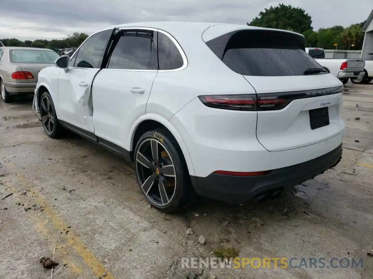 3 Photograph of a damaged car WP1AA2AY1KDA07177 PORSCHE CAYENNE 2019