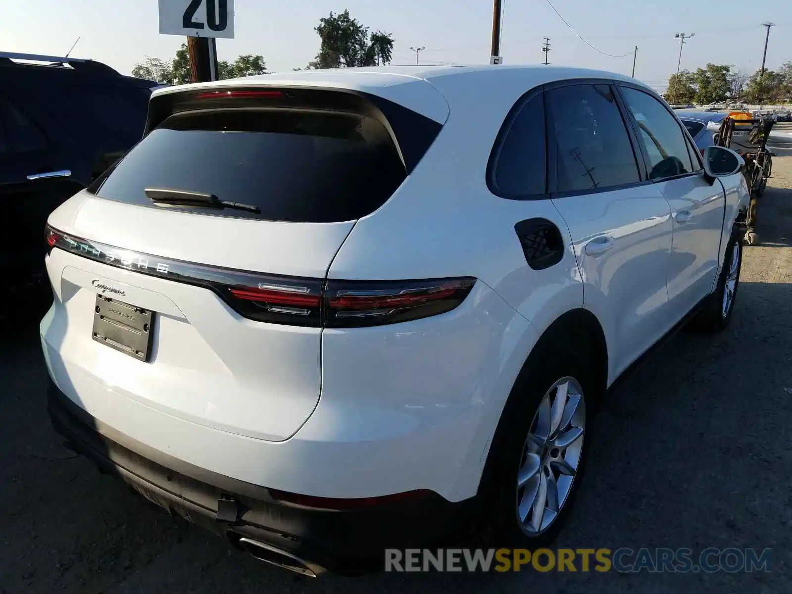 4 Photograph of a damaged car WP1AA2AY1KDA17143 PORSCHE CAYENNE 2019