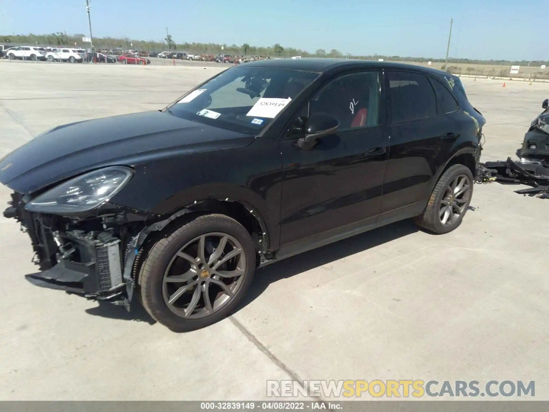 2 Photograph of a damaged car WP1AA2AY2KDA04238 PORSCHE CAYENNE 2019