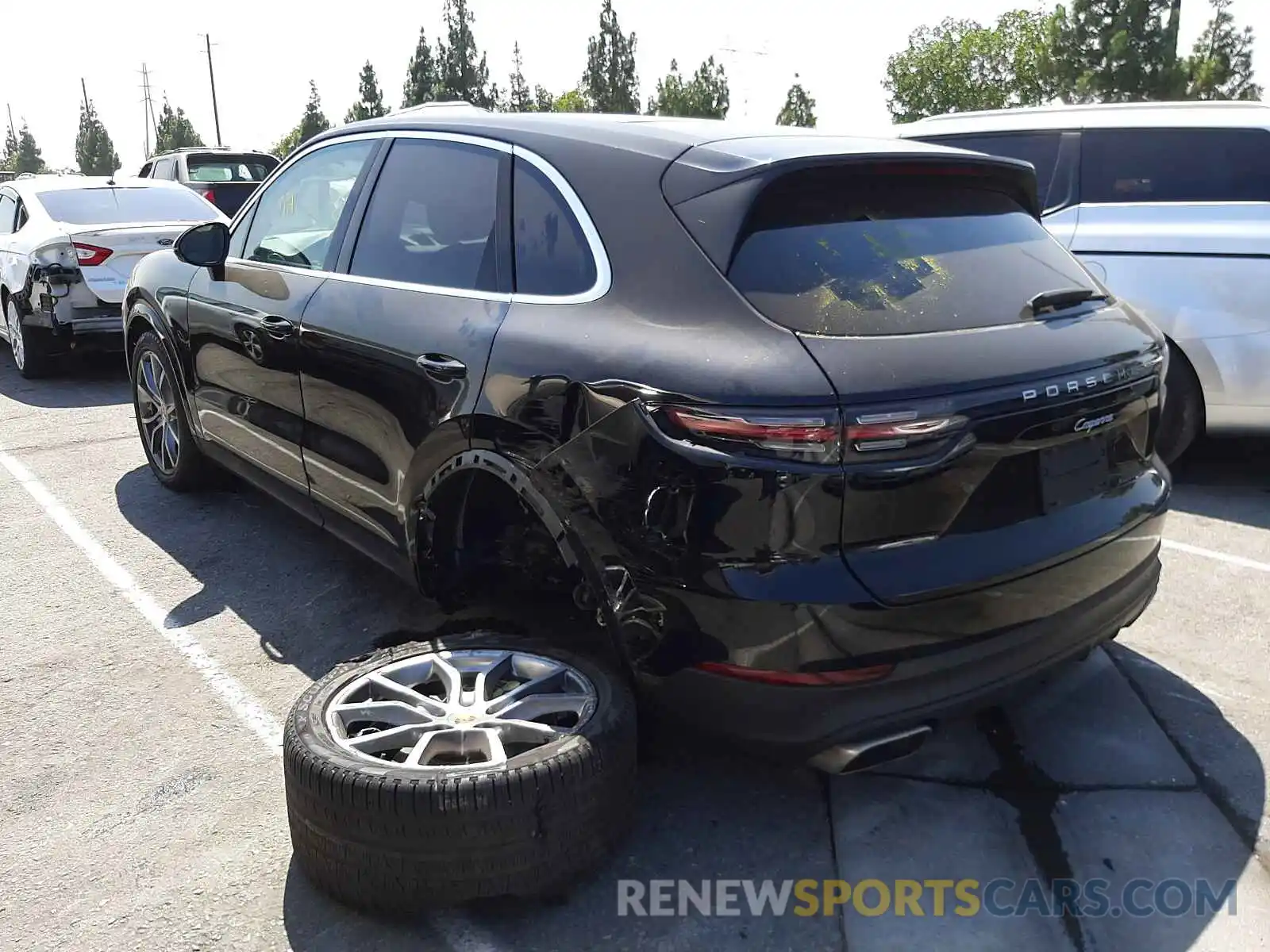 3 Photograph of a damaged car WP1AA2AY2KDA07754 PORSCHE CAYENNE 2019