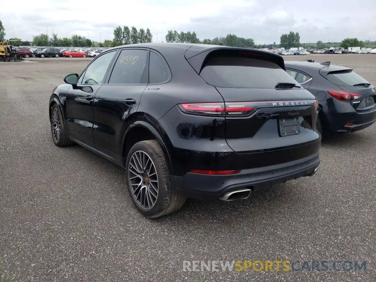 3 Фотография поврежденного автомобиля WP1AA2AY2KDA11481 PORSCHE CAYENNE 2019